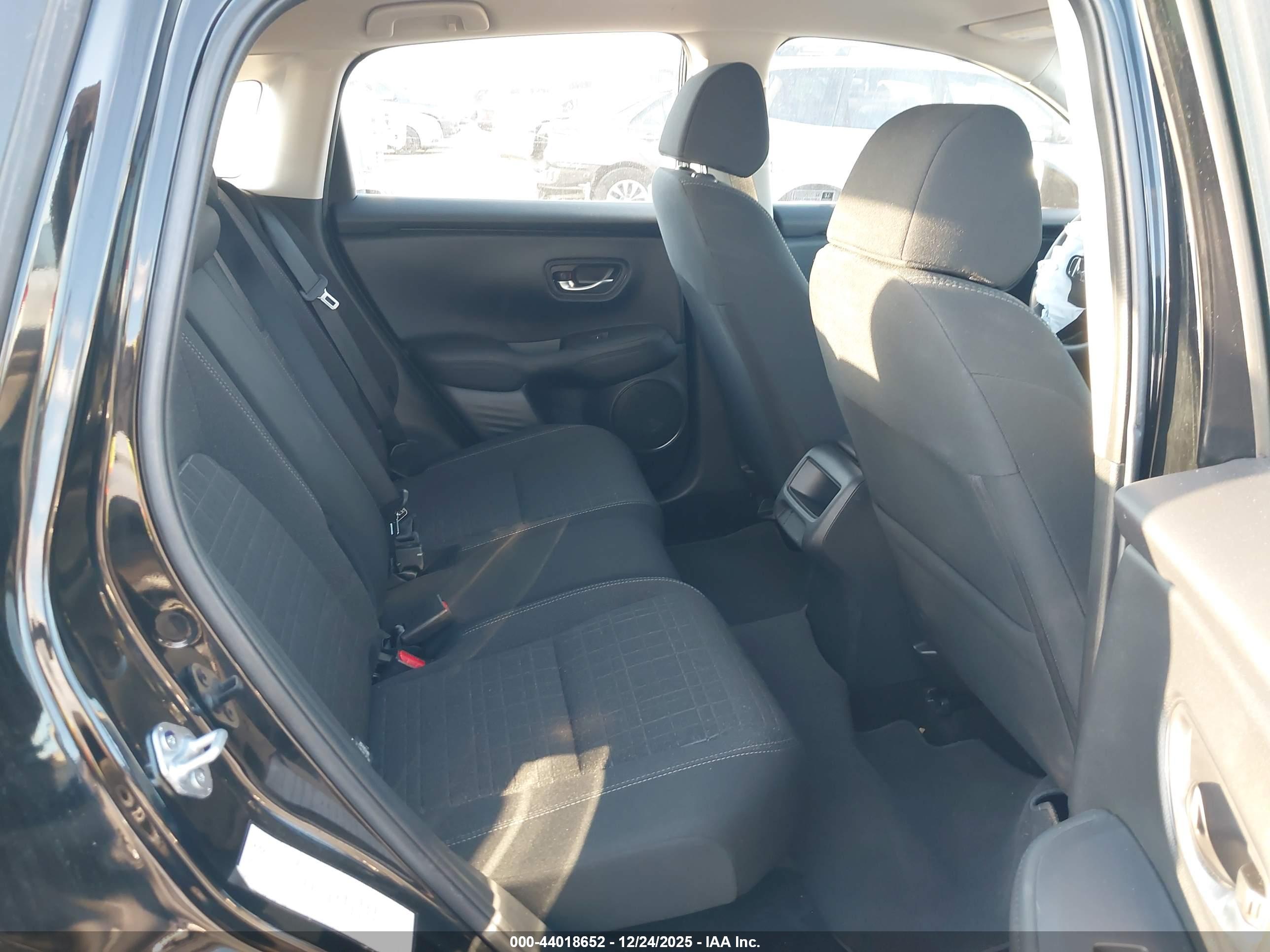 HONDA HR-V image 8