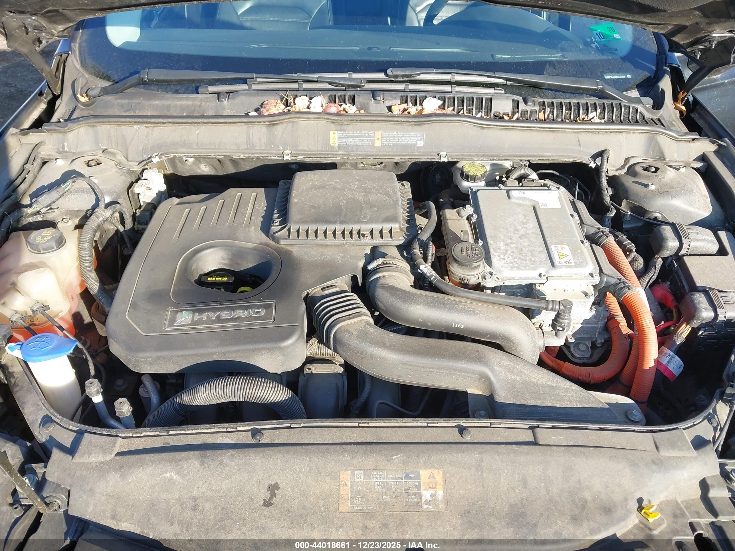 FORD FUSION image 10