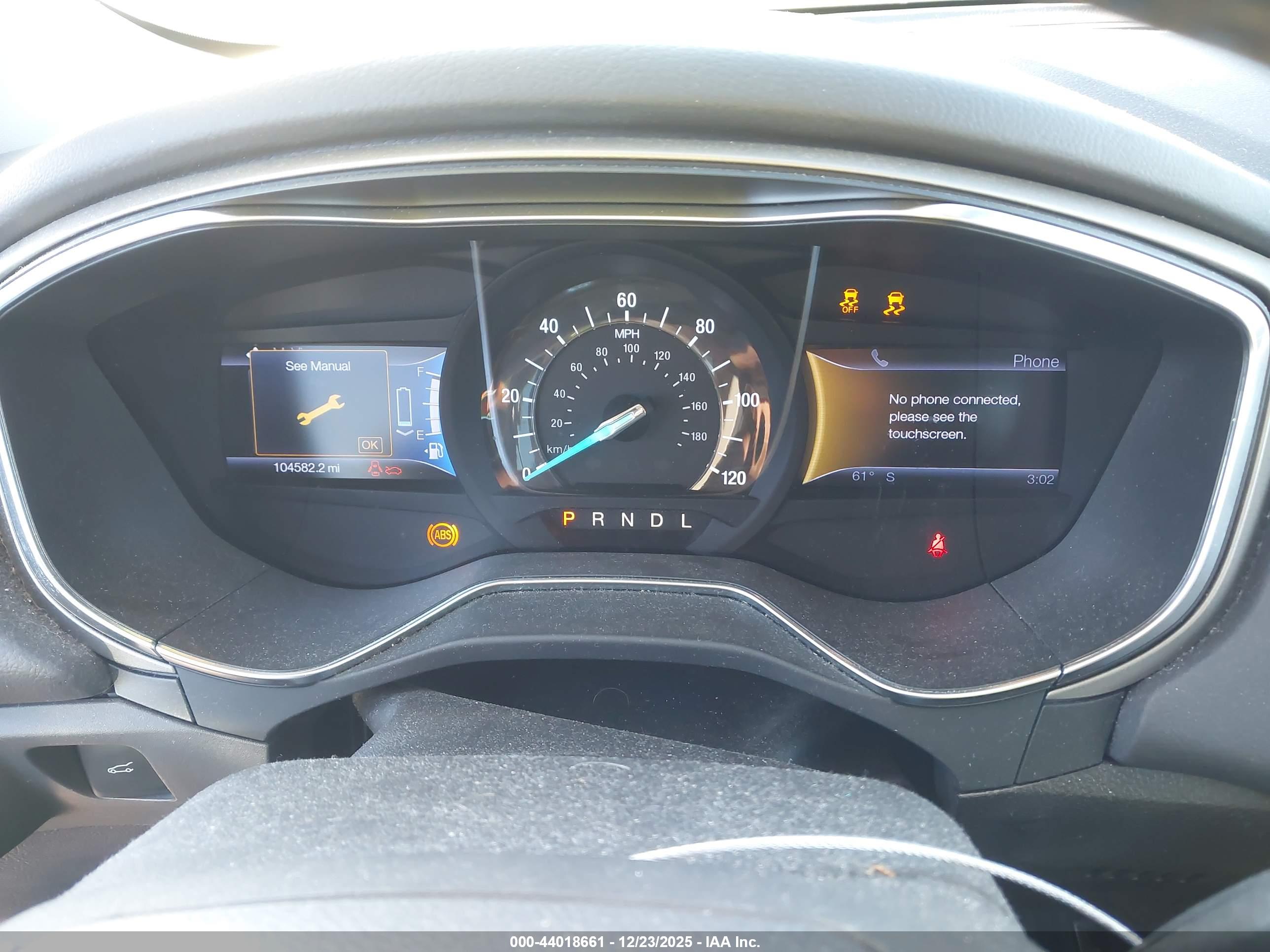 FORD FUSION image 7