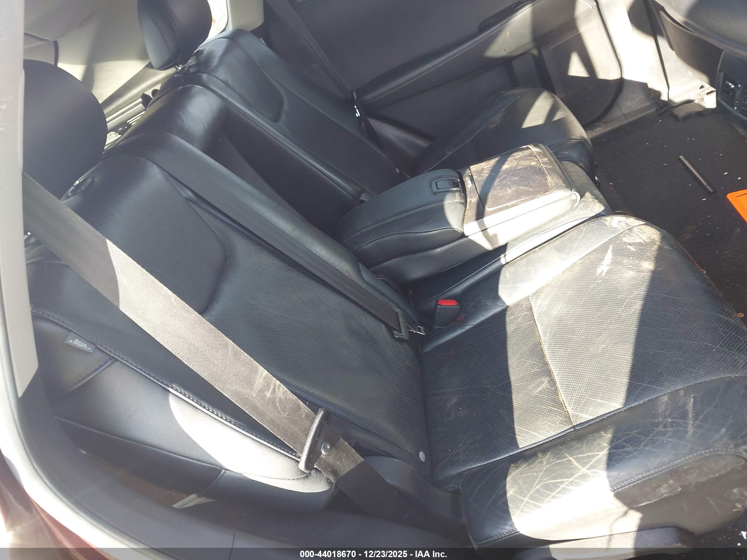 LEXUS RX image 8