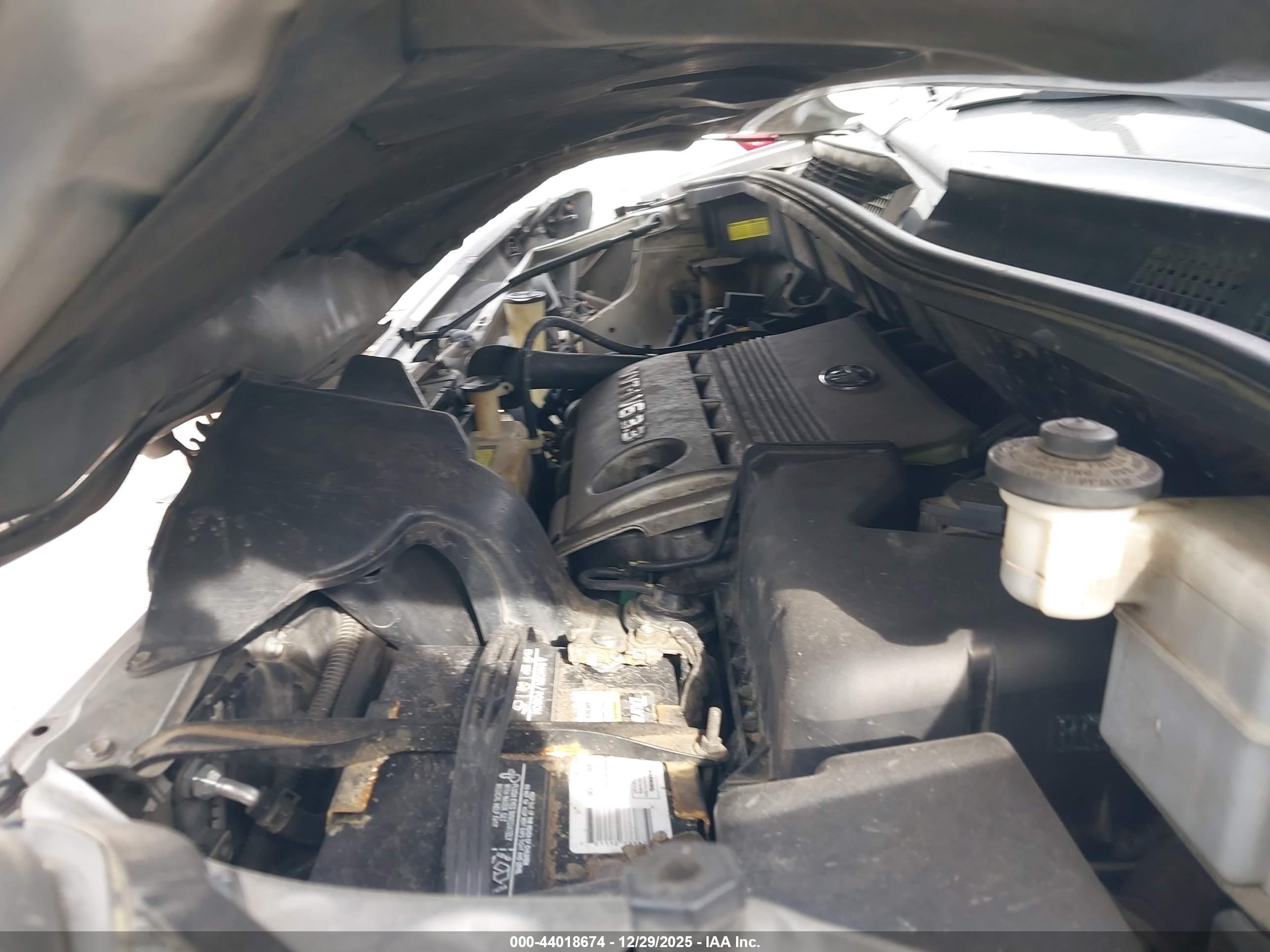 TOYOTA SIENNA image 10
