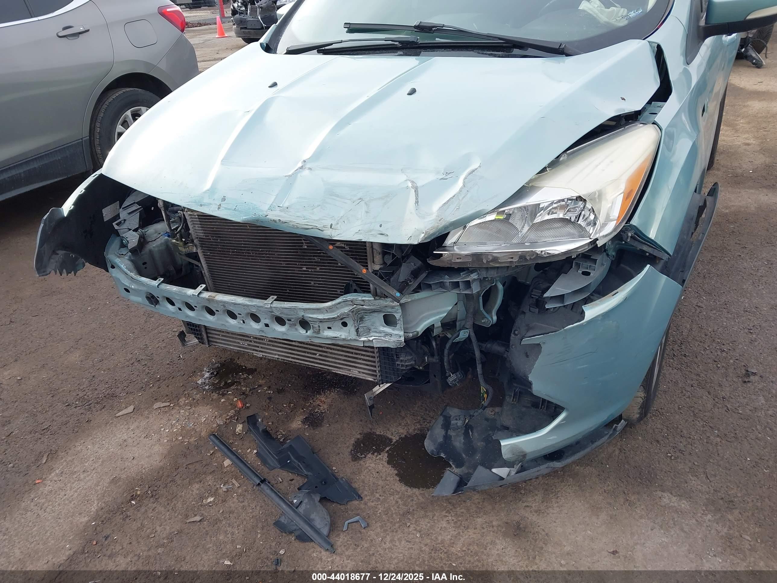 FORD ESCAPE image 6