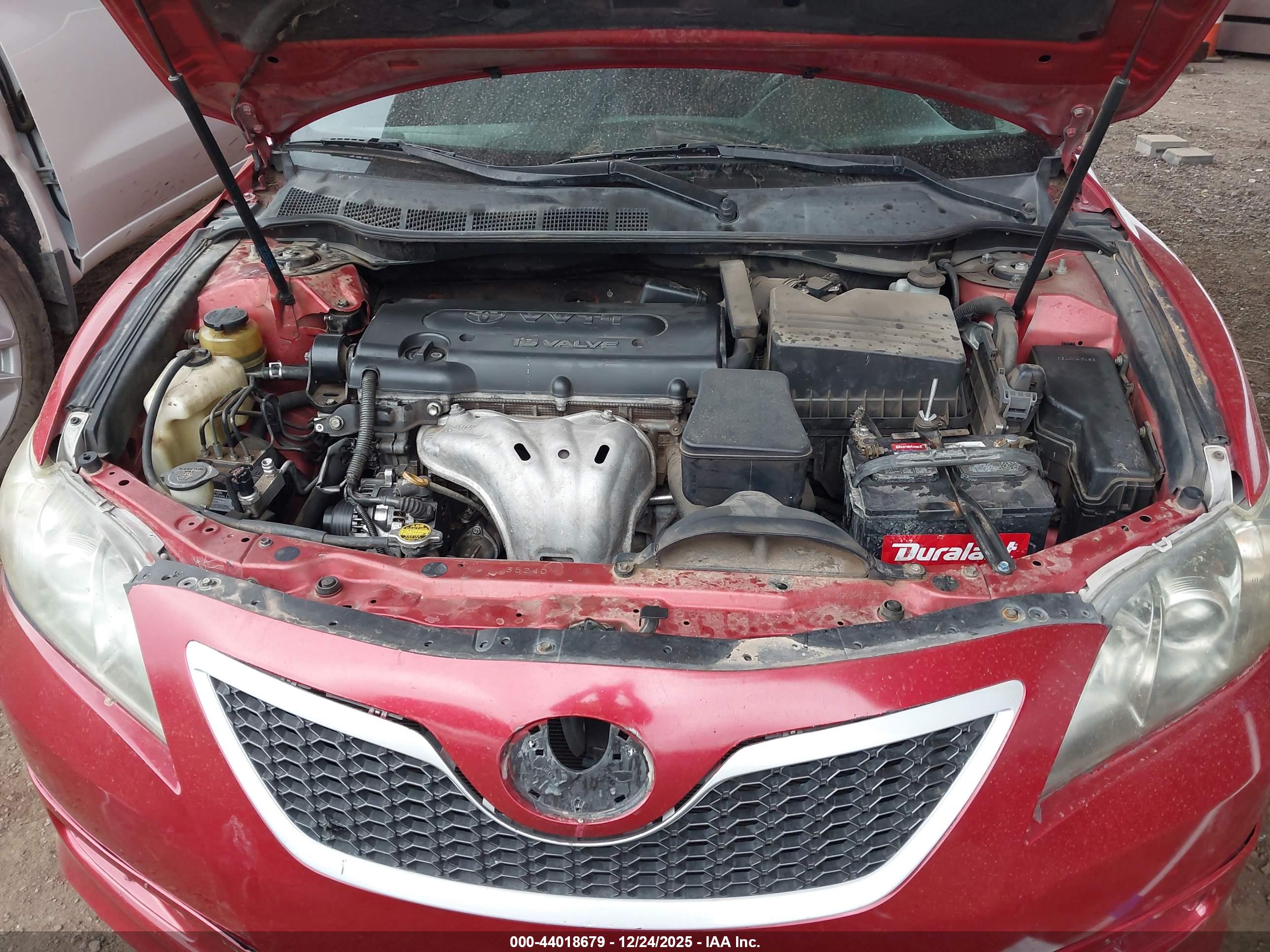 TOYOTA CAMRY image 10