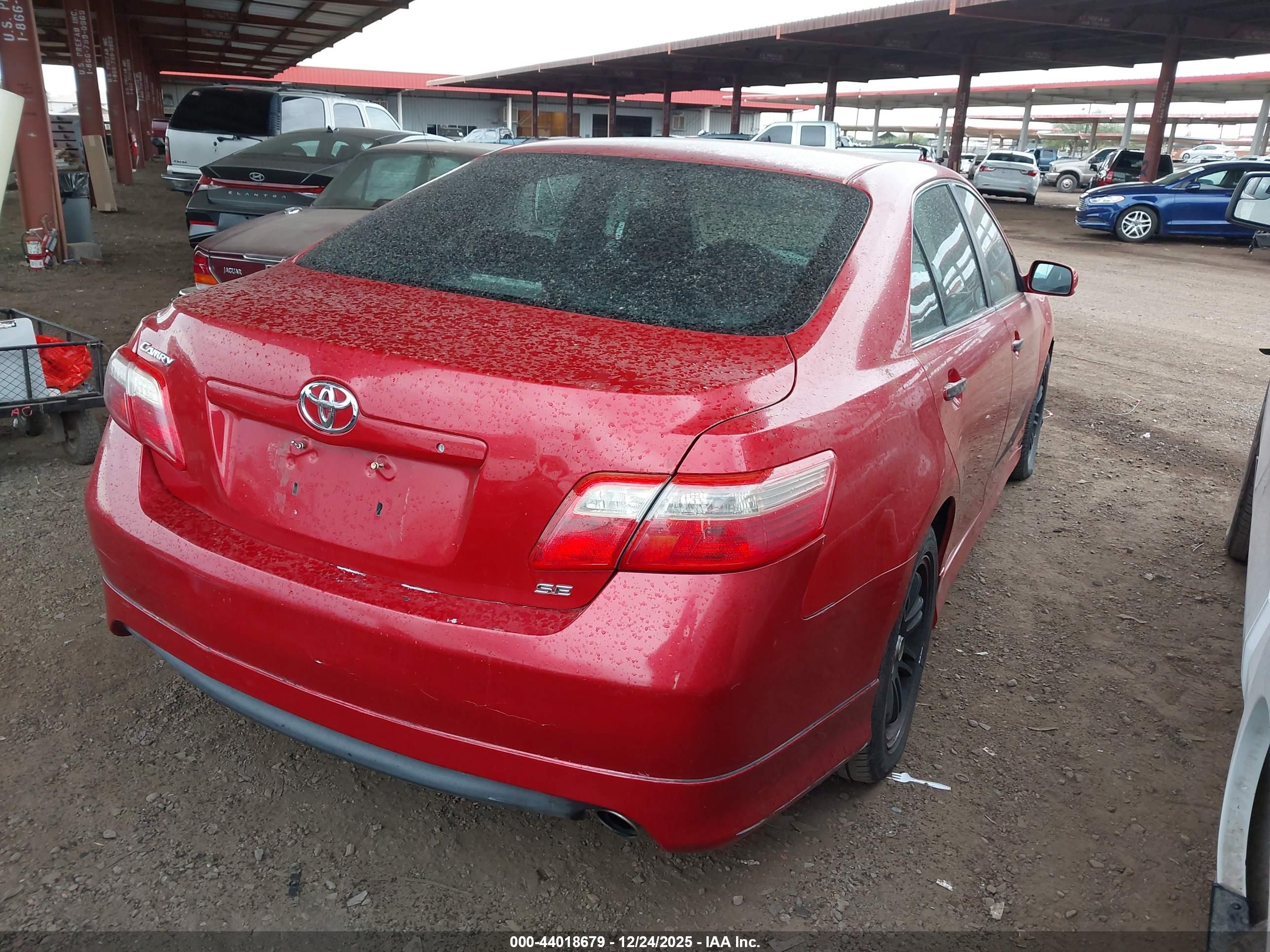 TOYOTA CAMRY image 4