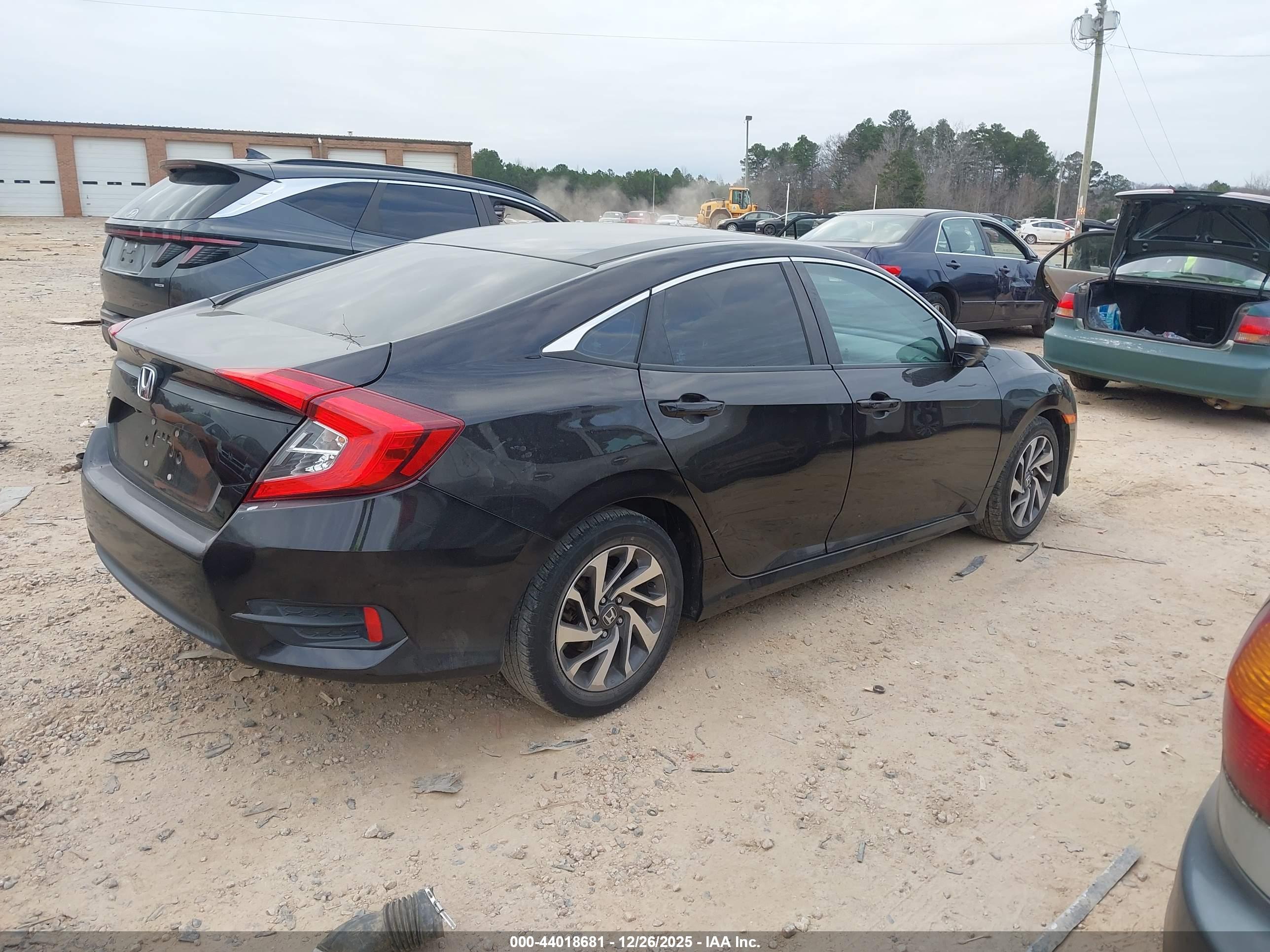 HONDA CIVIC image 4
