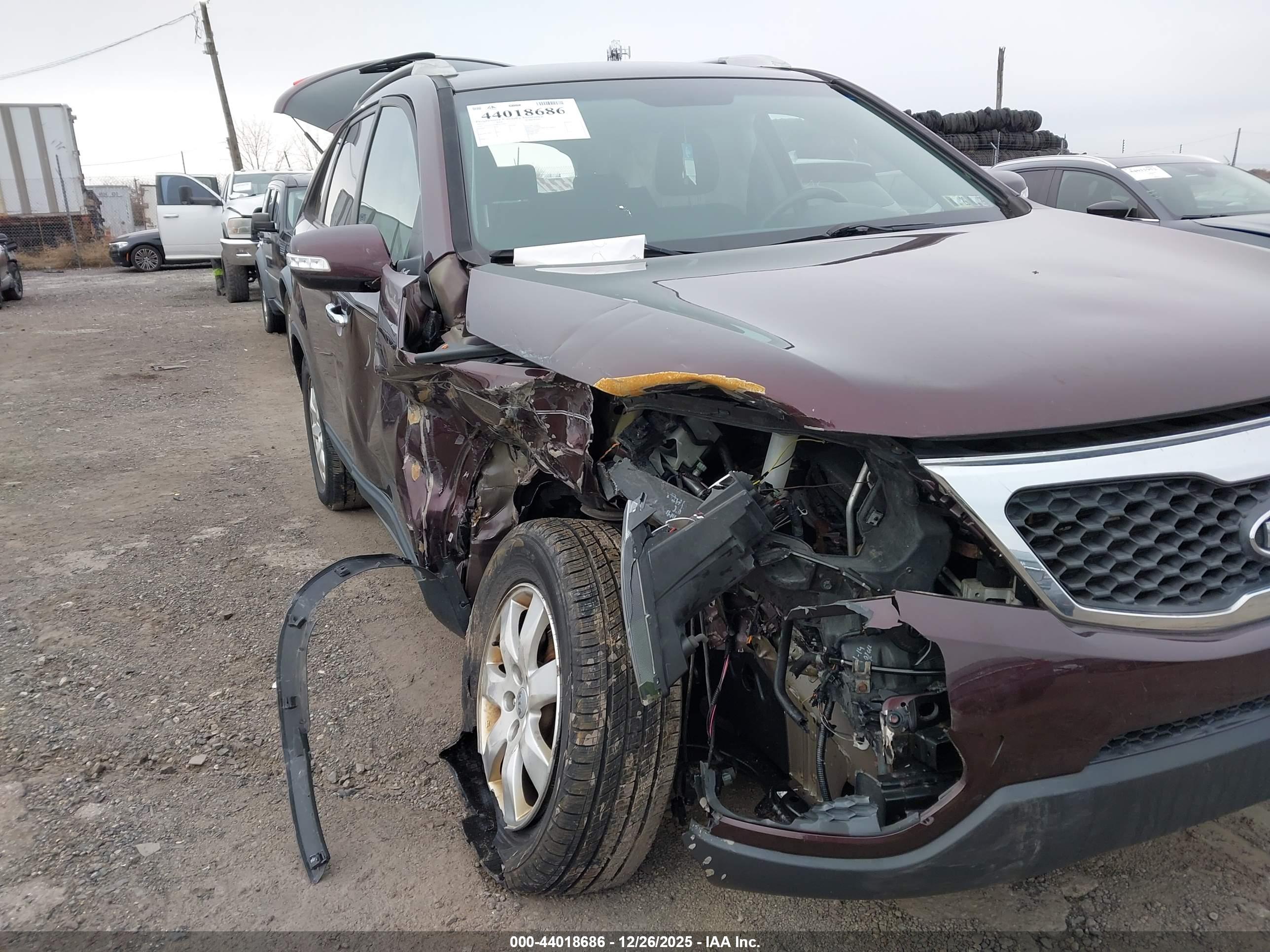 KIA SORENTO image 6