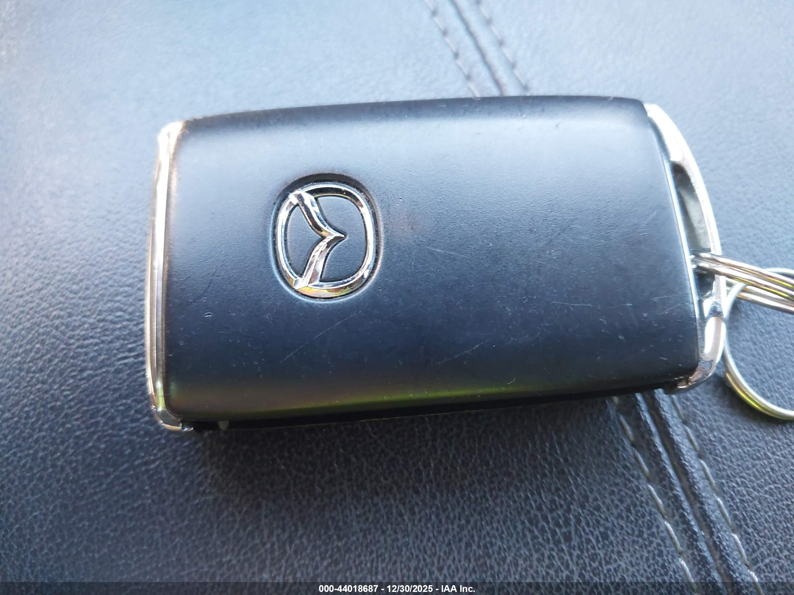 MAZDA CX-30 image 11