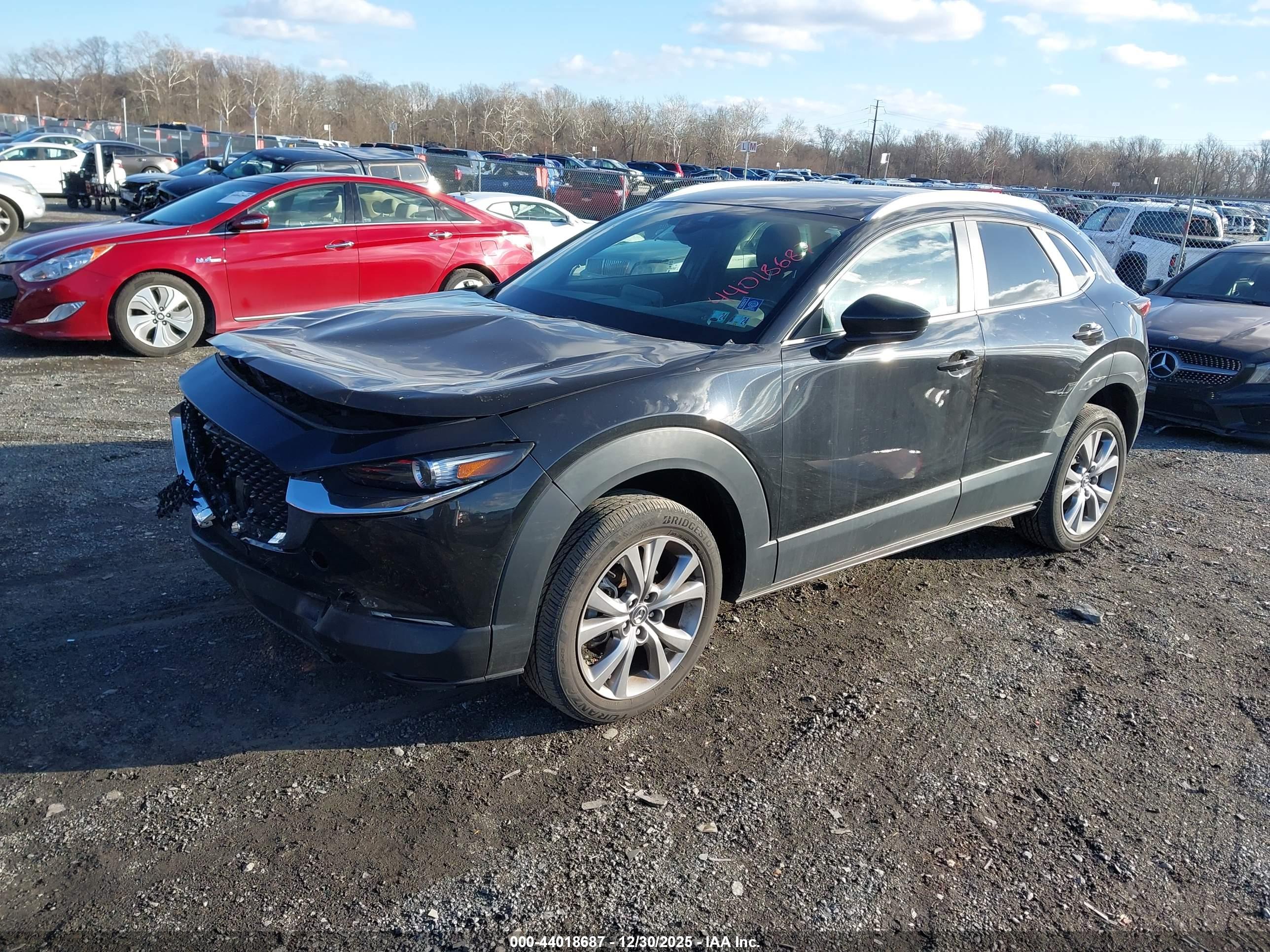 MAZDA CX-30 image 2