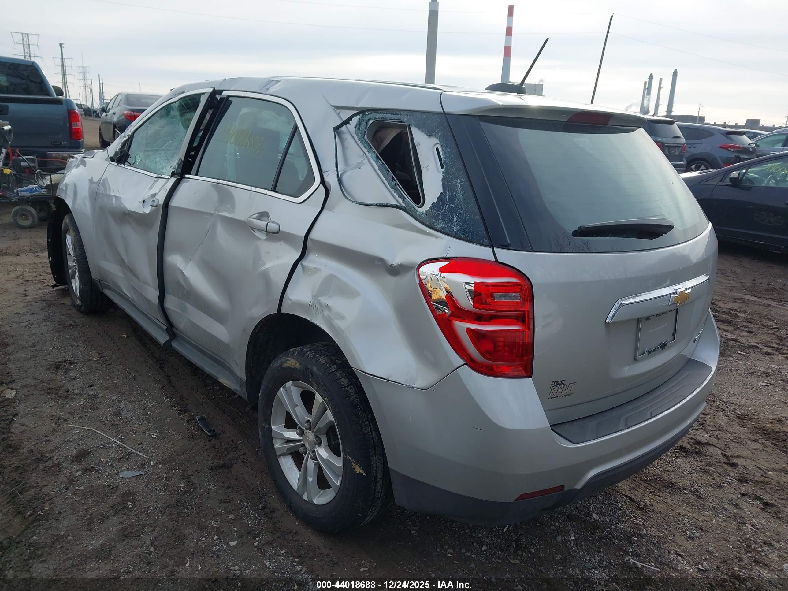 CHEVROLET EQUINOX image 3