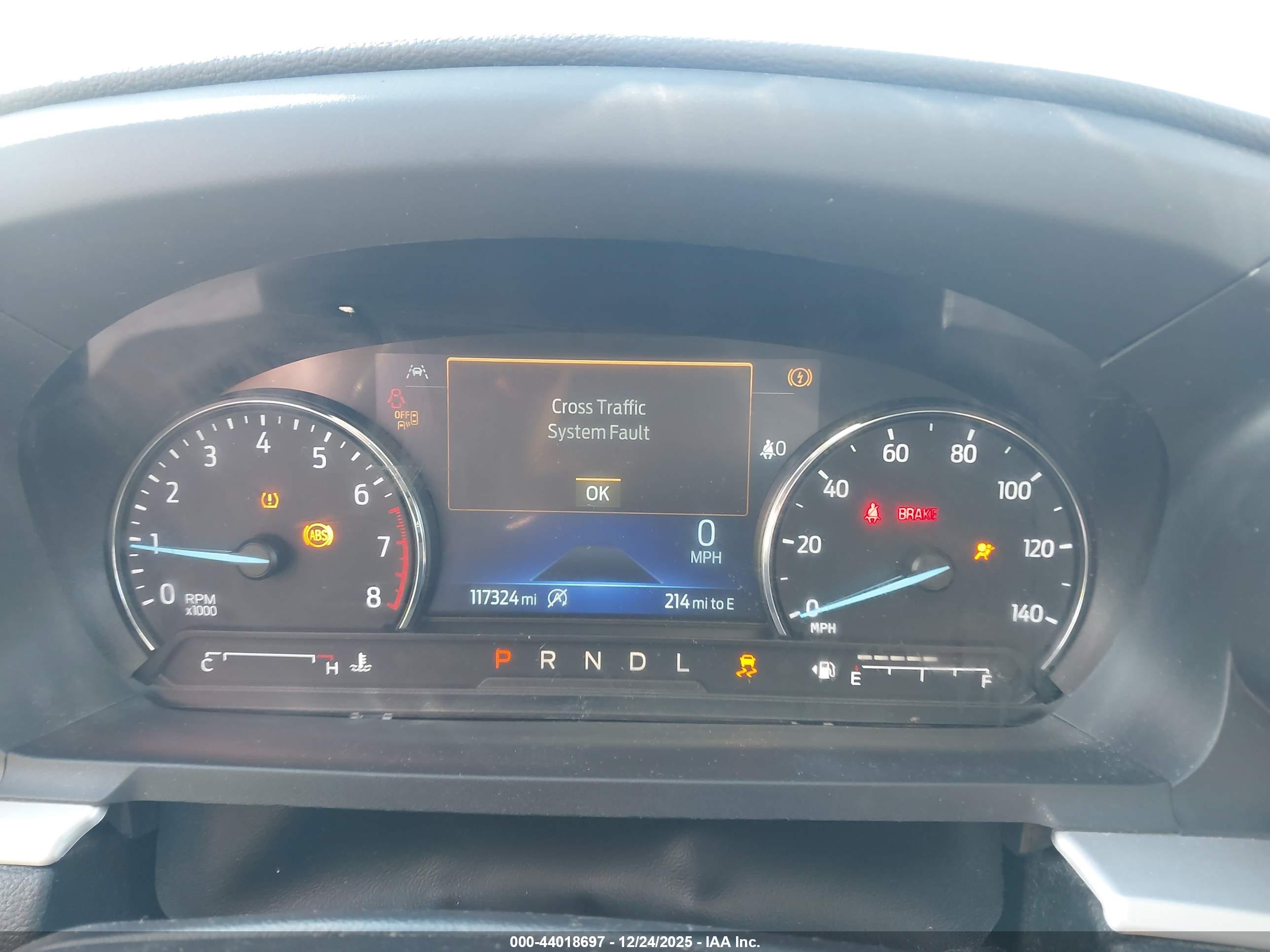 FORD EXPLORER image 7