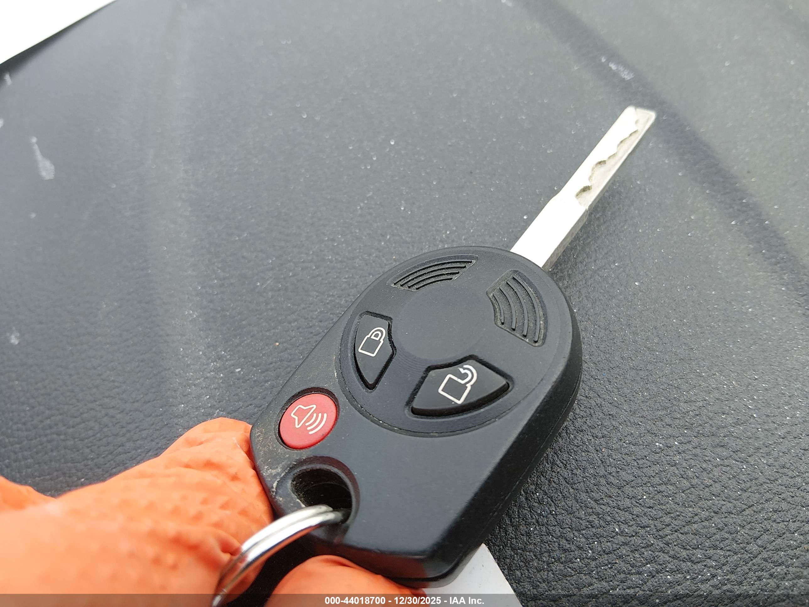 FORD ESCAPE image 11