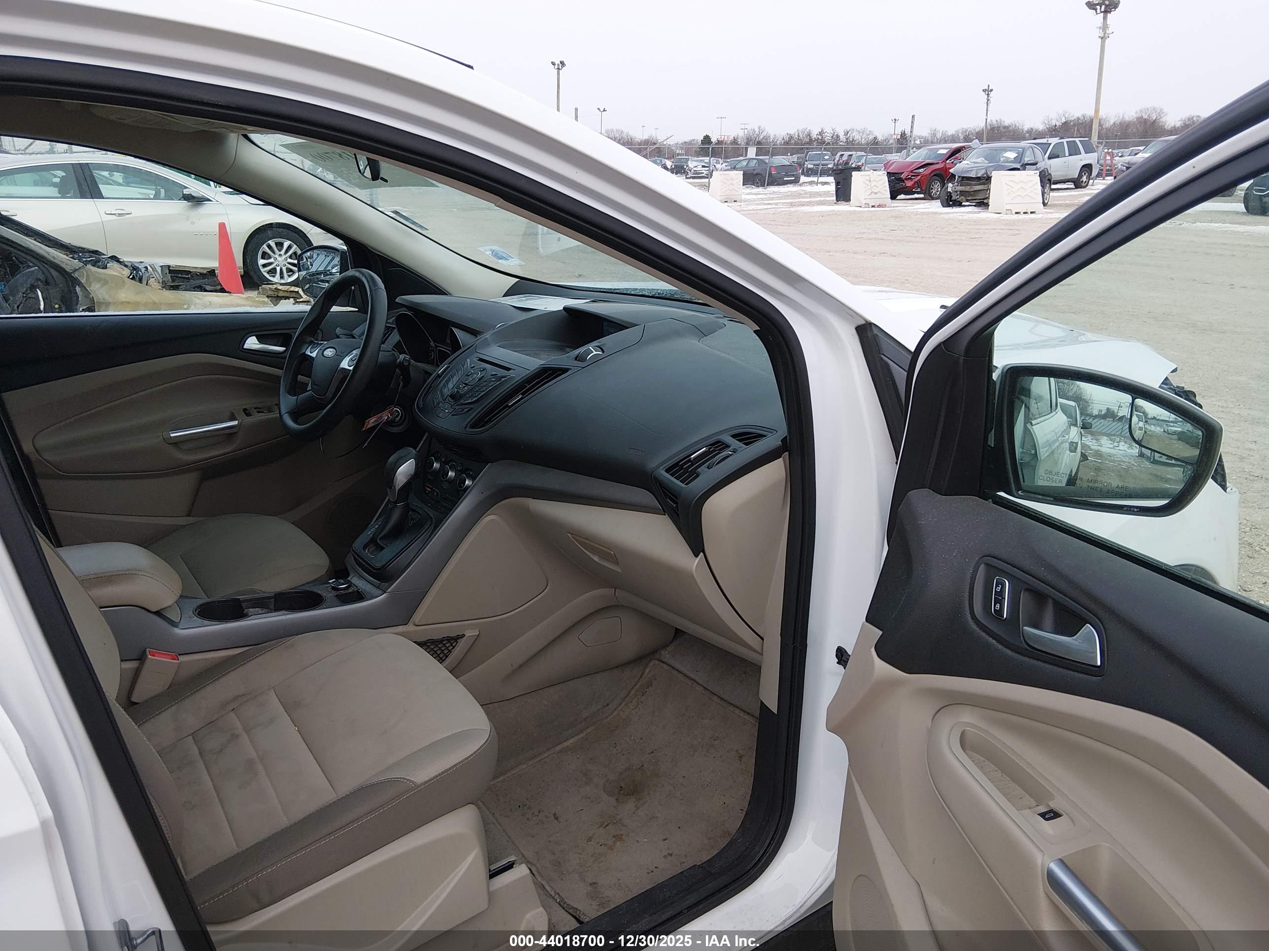 FORD ESCAPE image 5