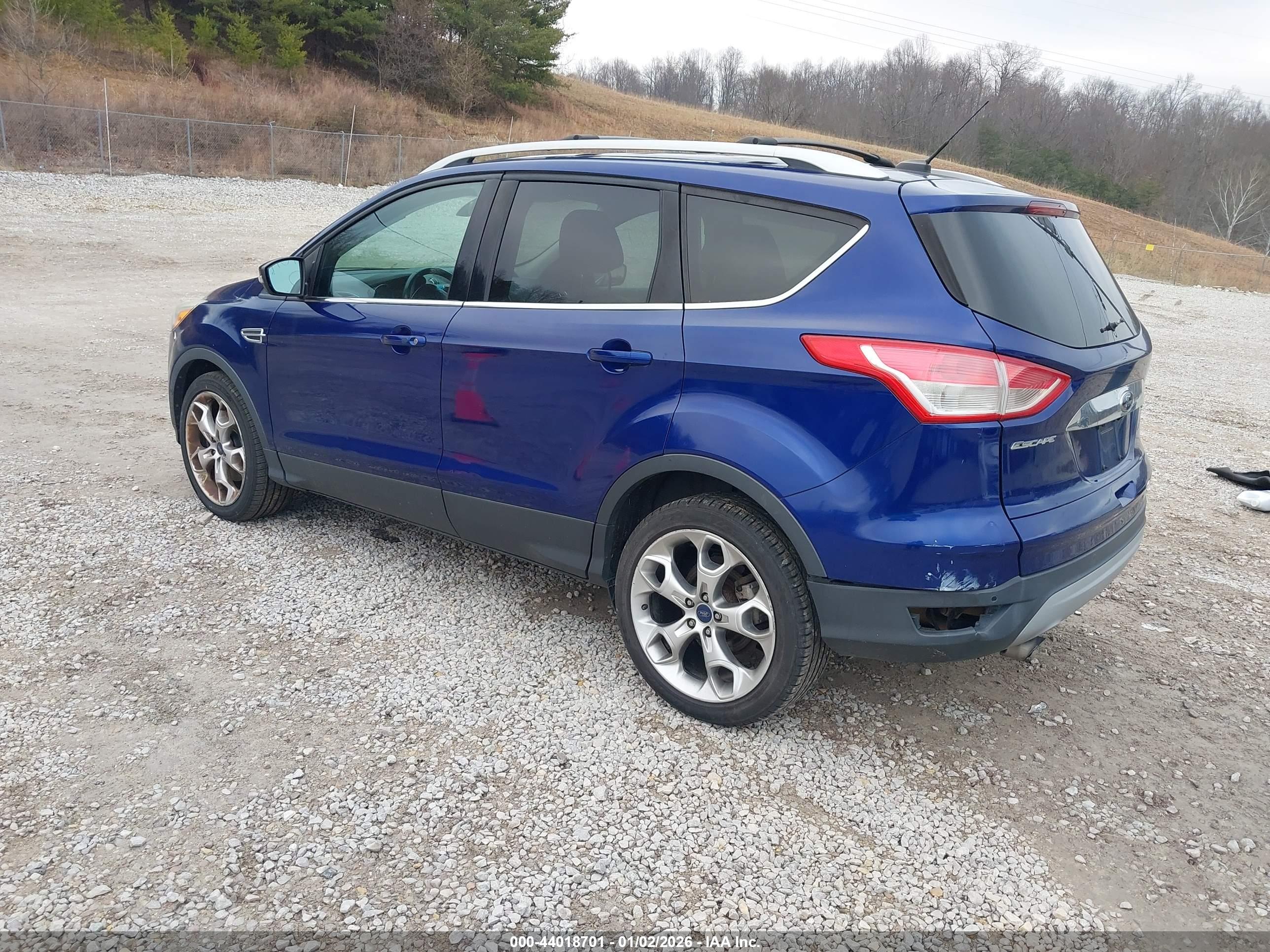 FORD ESCAPE image 3