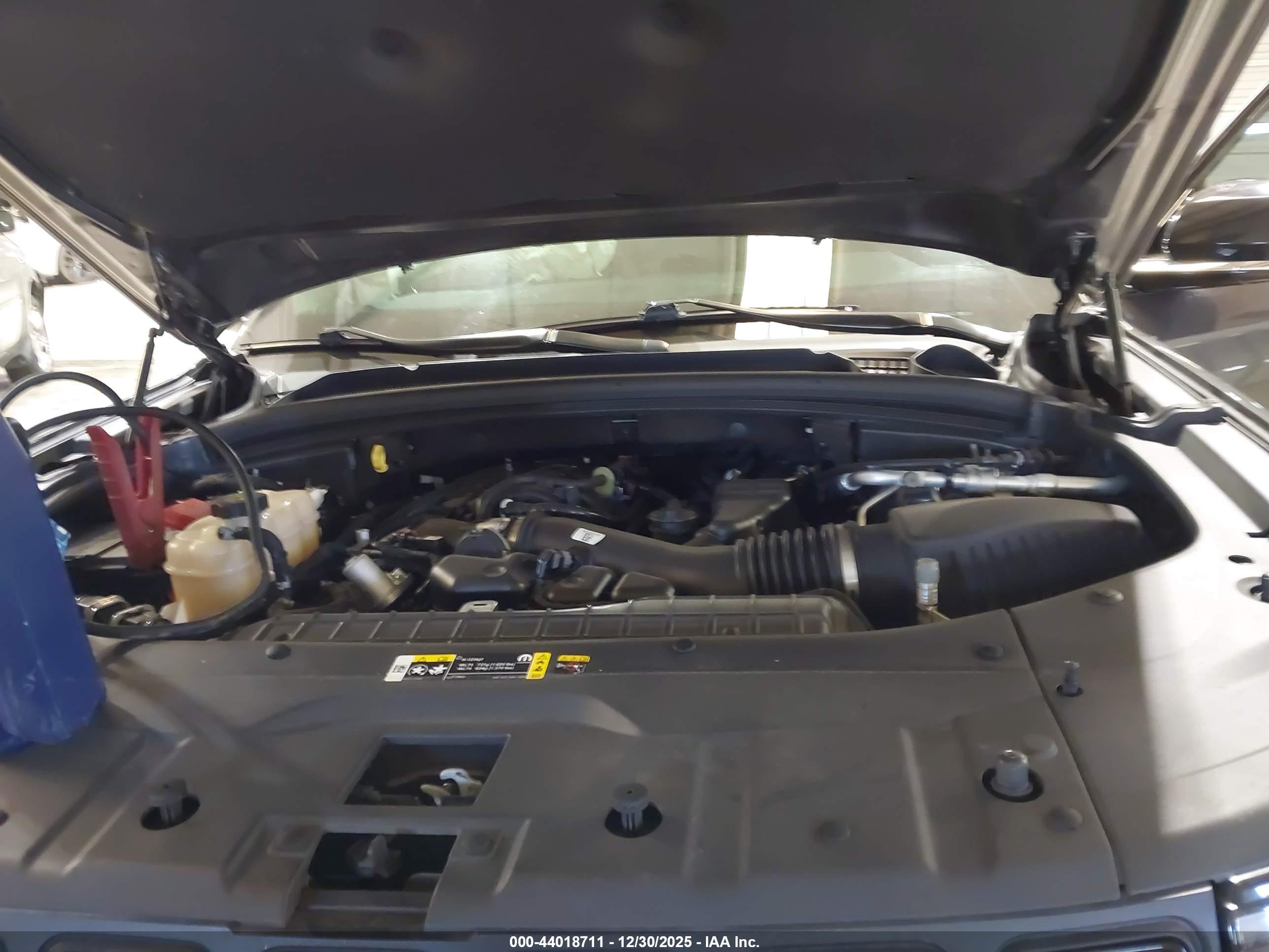 JEEP GRAND image 10
