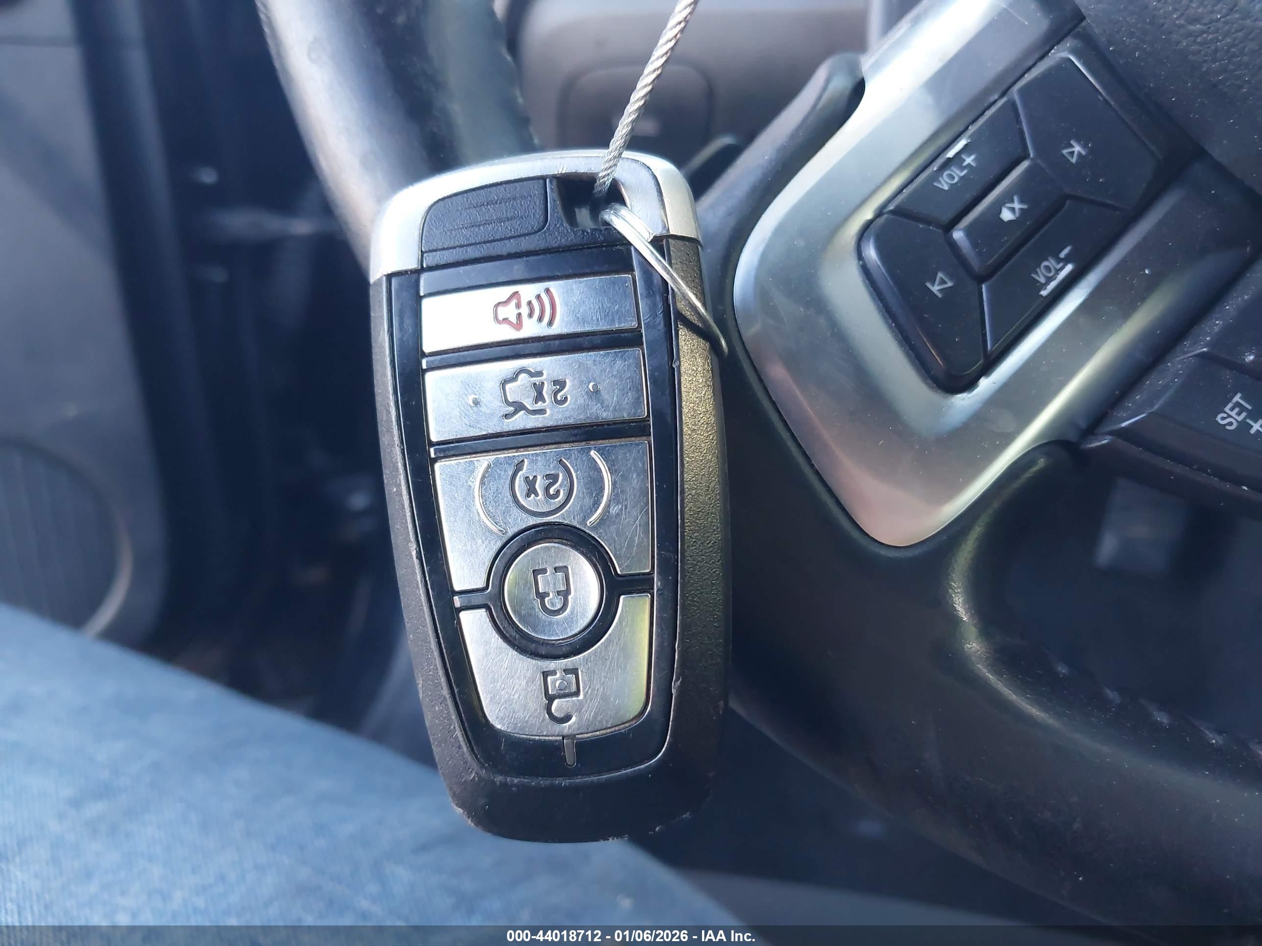 FORD MUSTANG image 11
