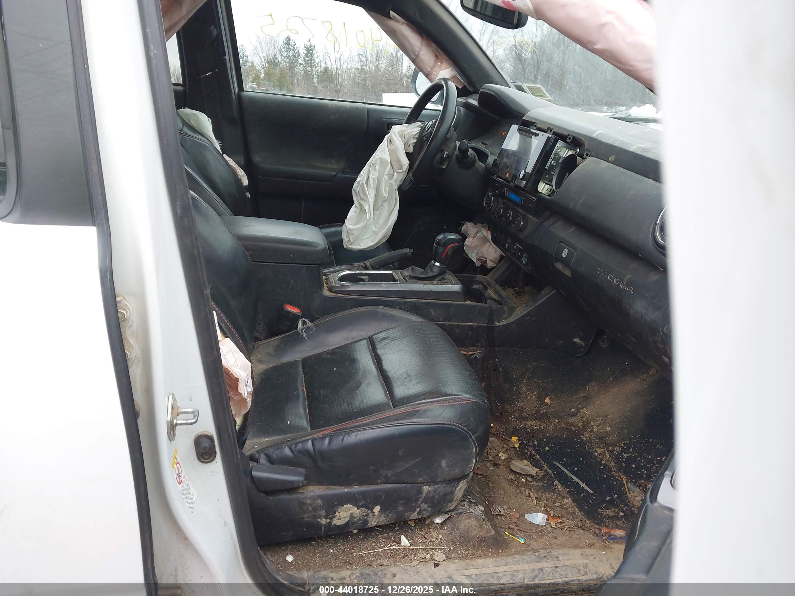 TOYOTA TACOMA image 5