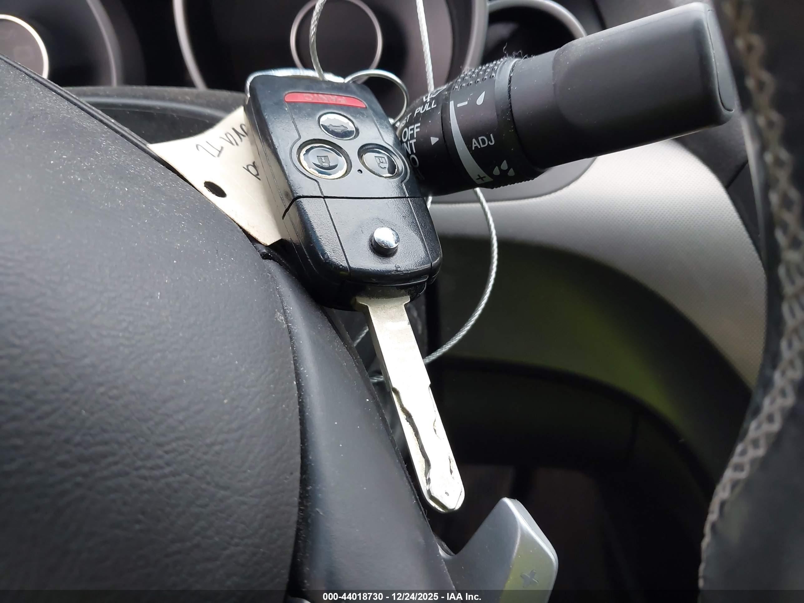 ACURA TL image 11