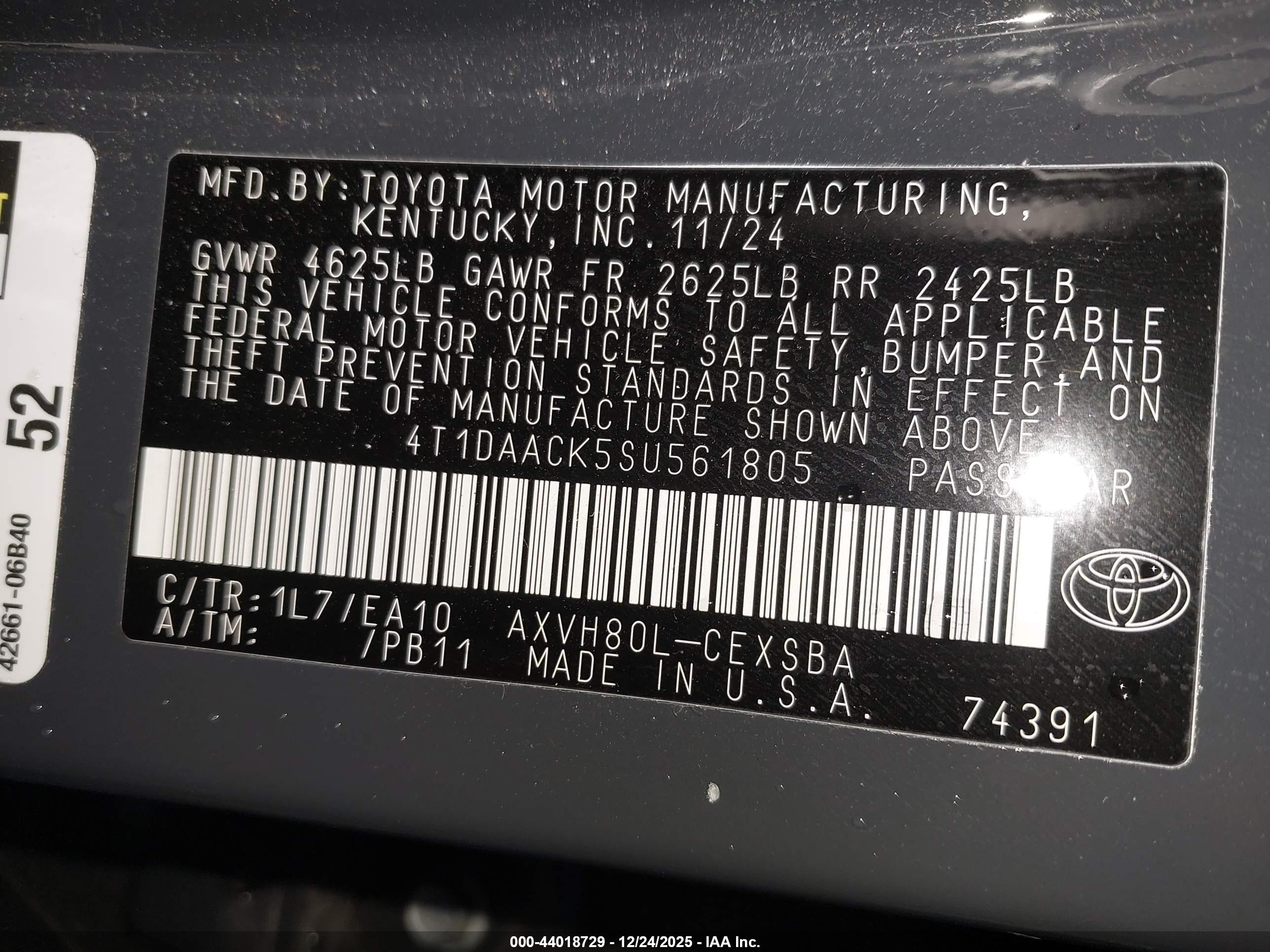 TOYOTA CAMRY image 9