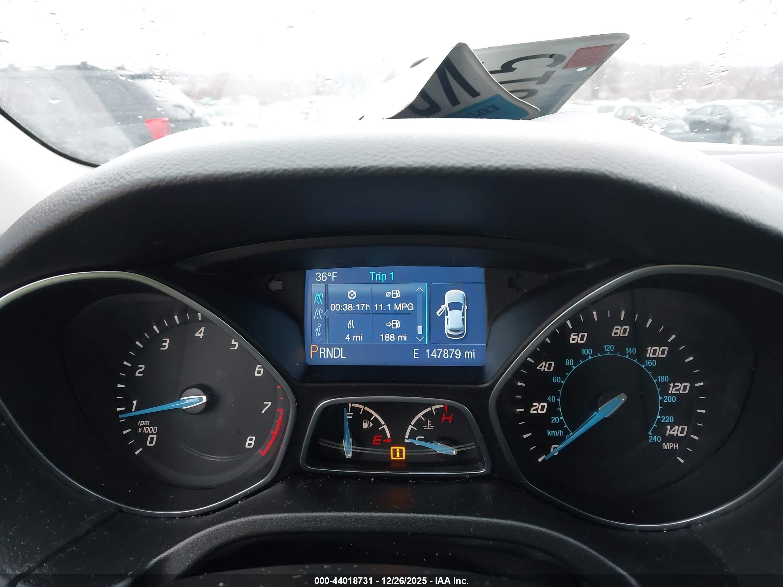 FORD FOCUS image 7