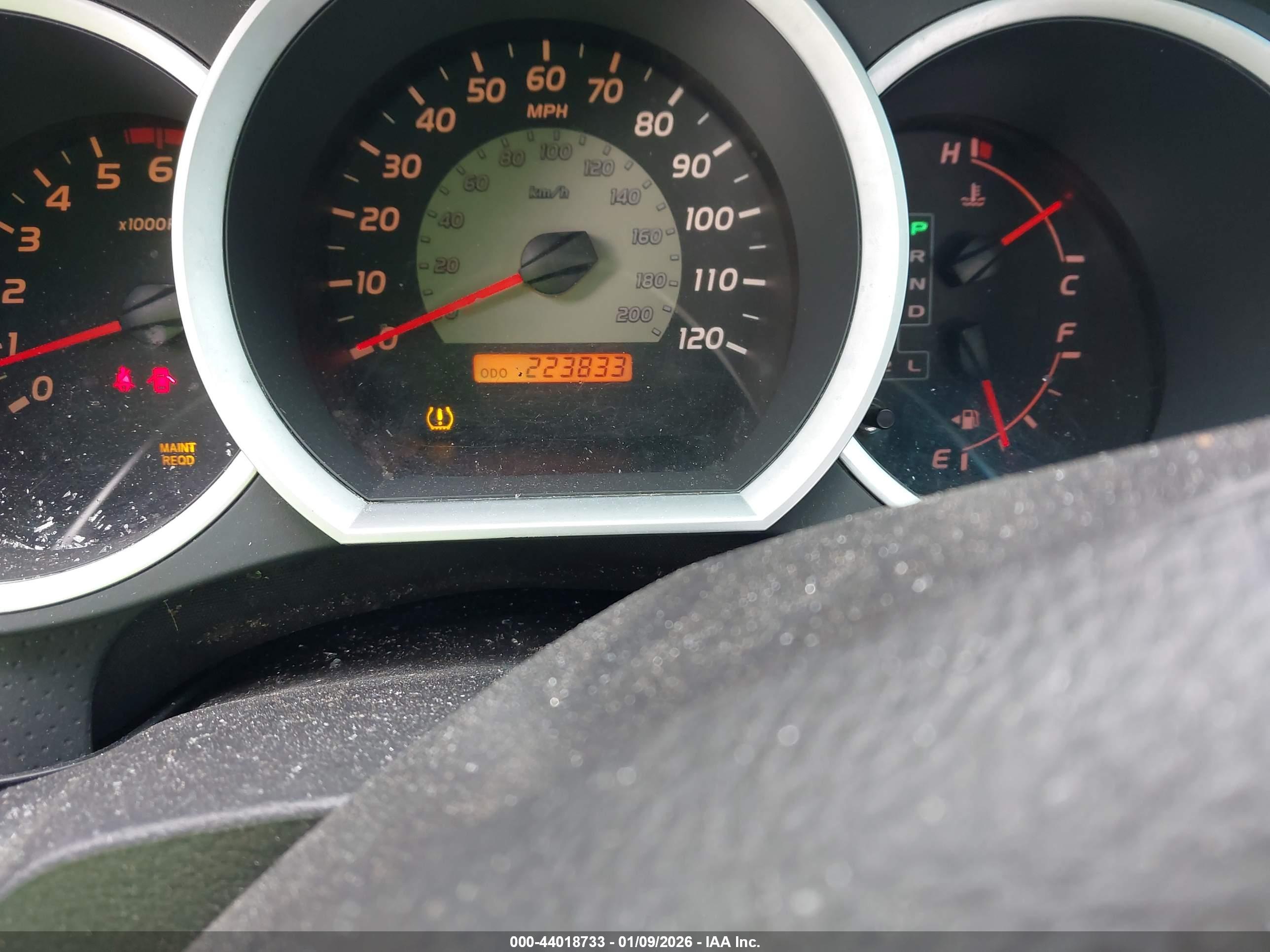 TOYOTA TACOMA image 7