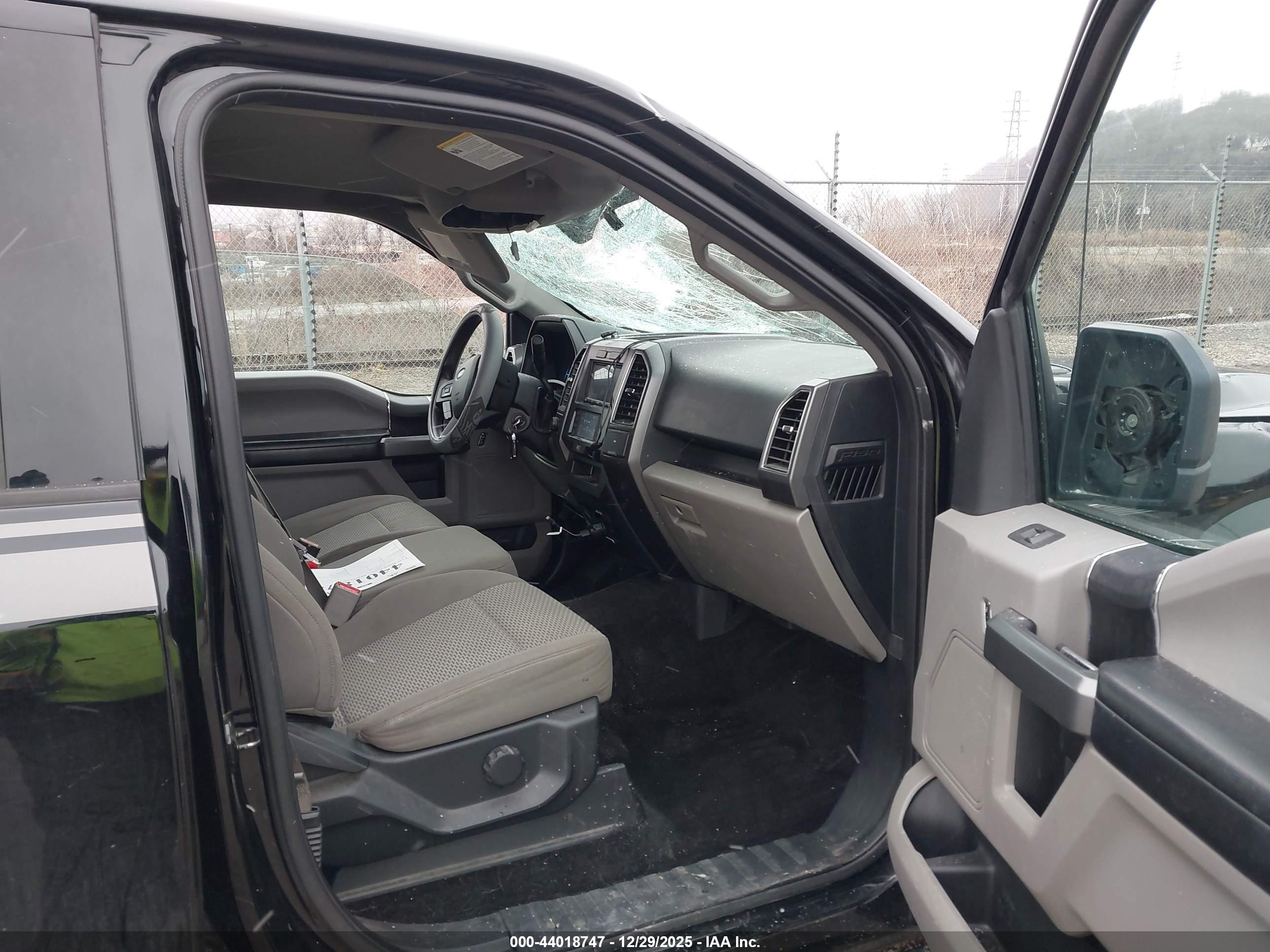 FORD F-150 image 5