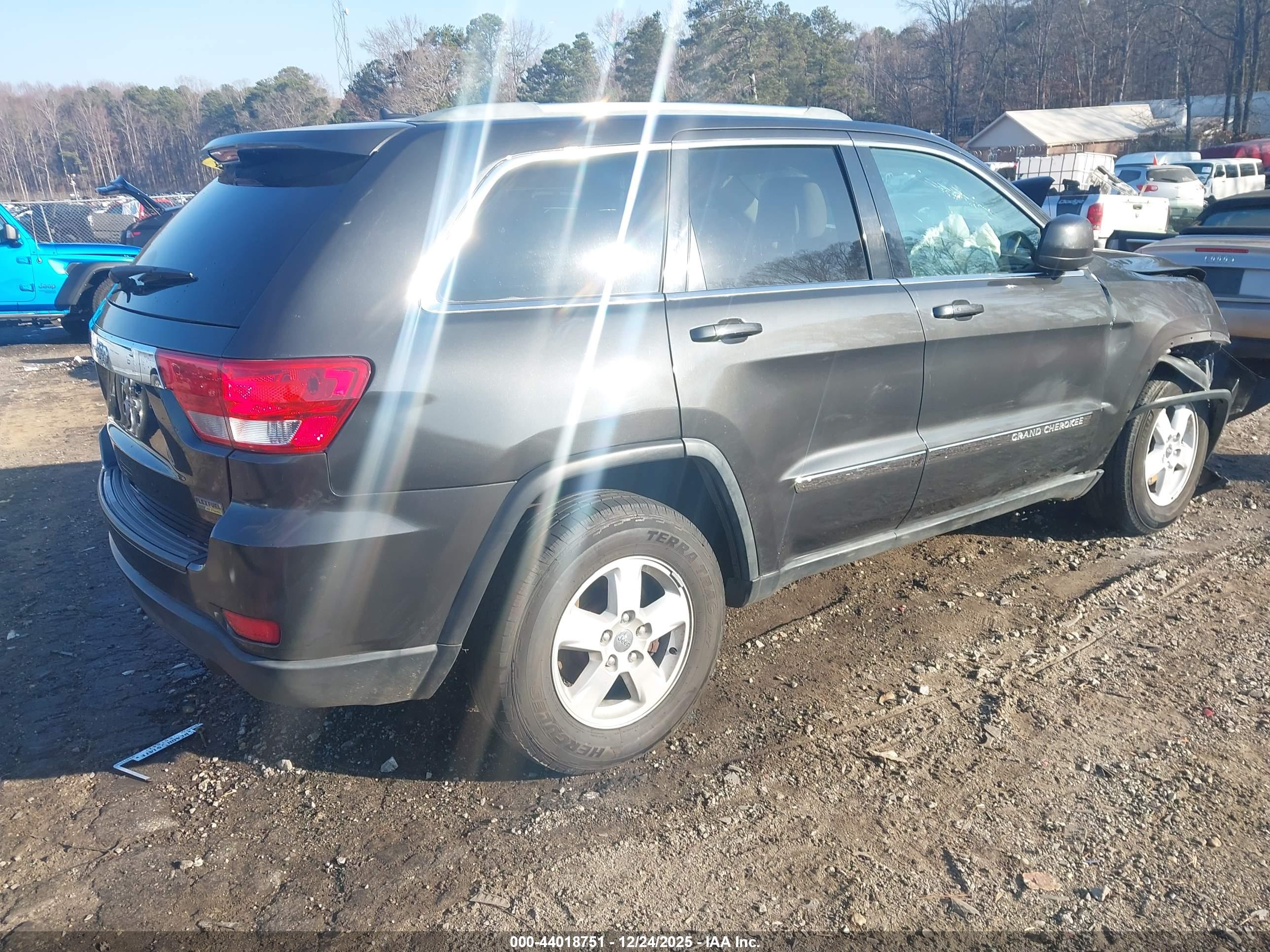 JEEP GRAND image 4