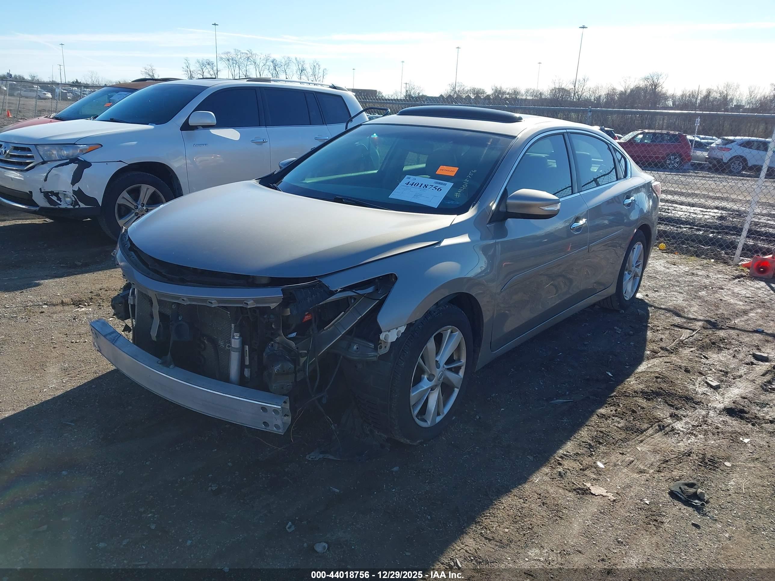 NISSAN ALTIMA image 2