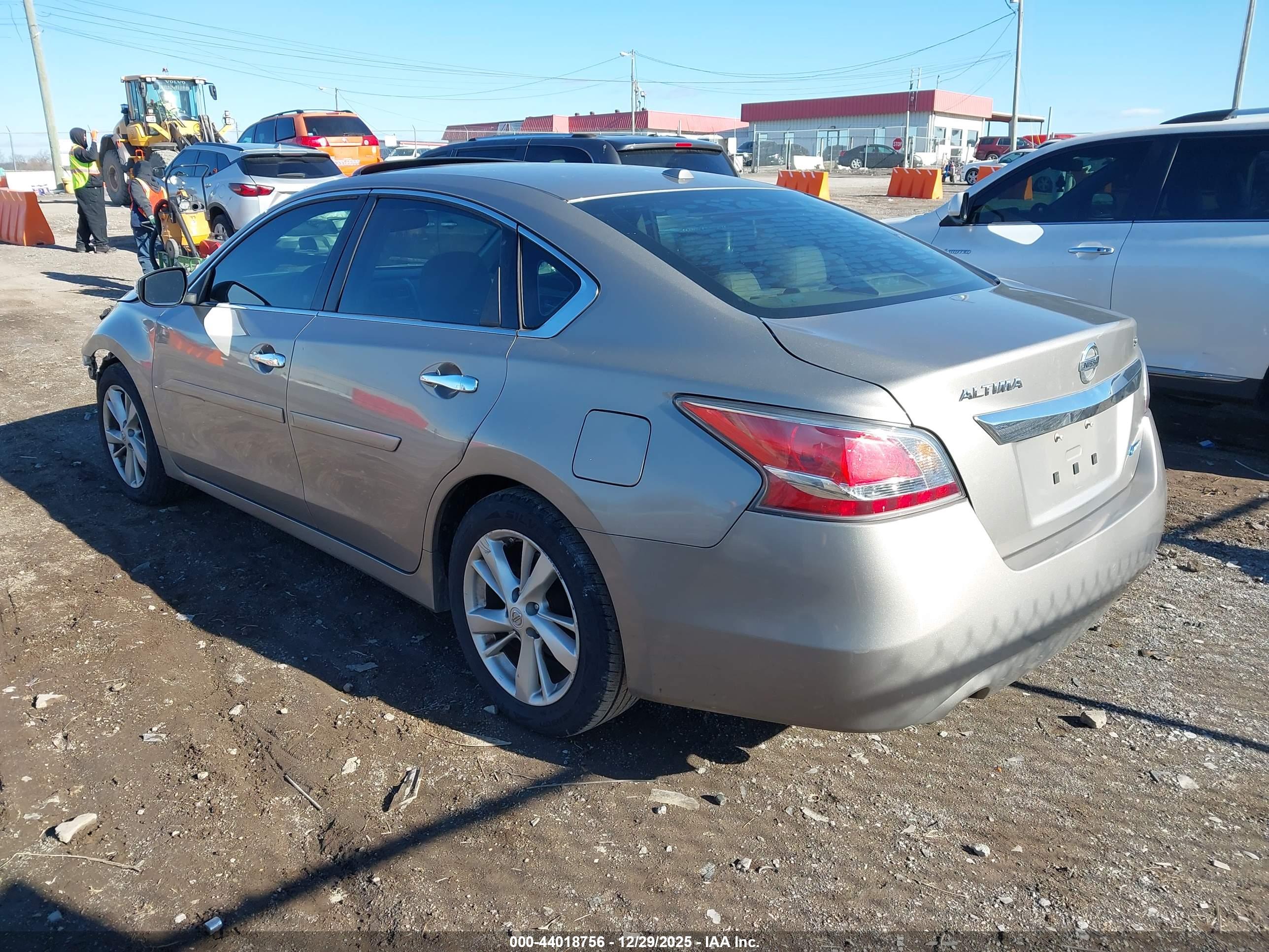 NISSAN ALTIMA image 3