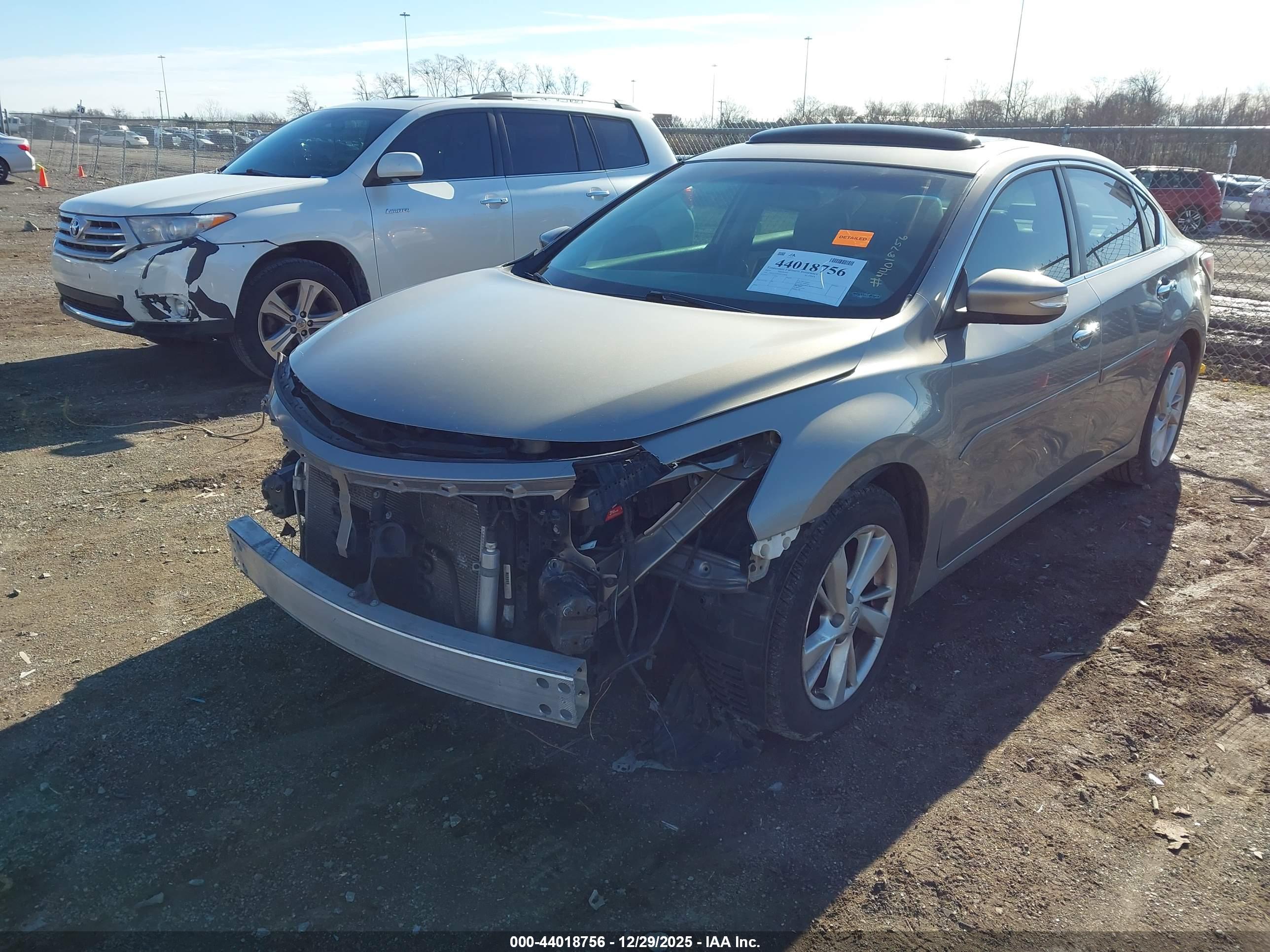 NISSAN ALTIMA image 6