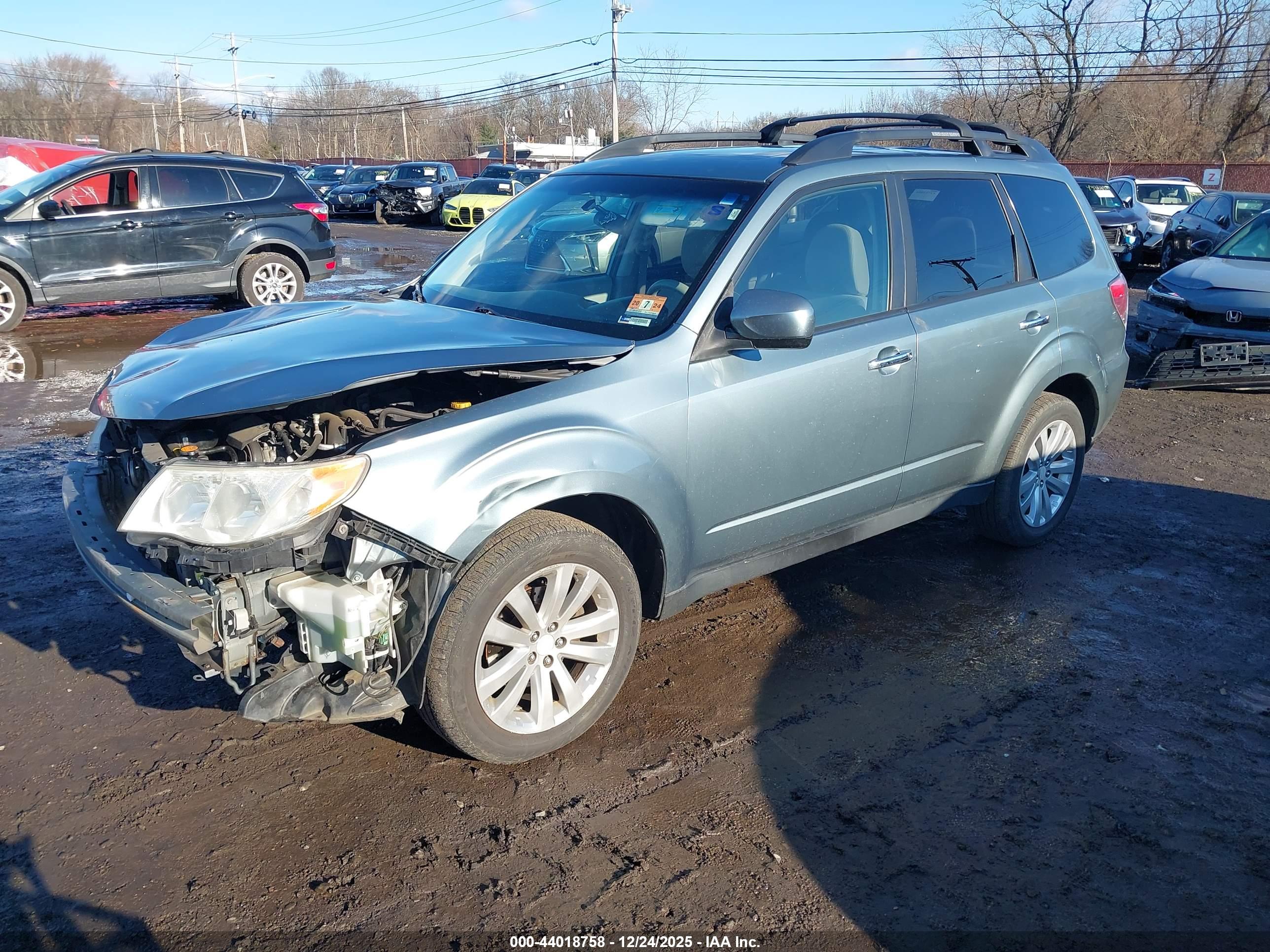 SUBARU FORESTER image 2
