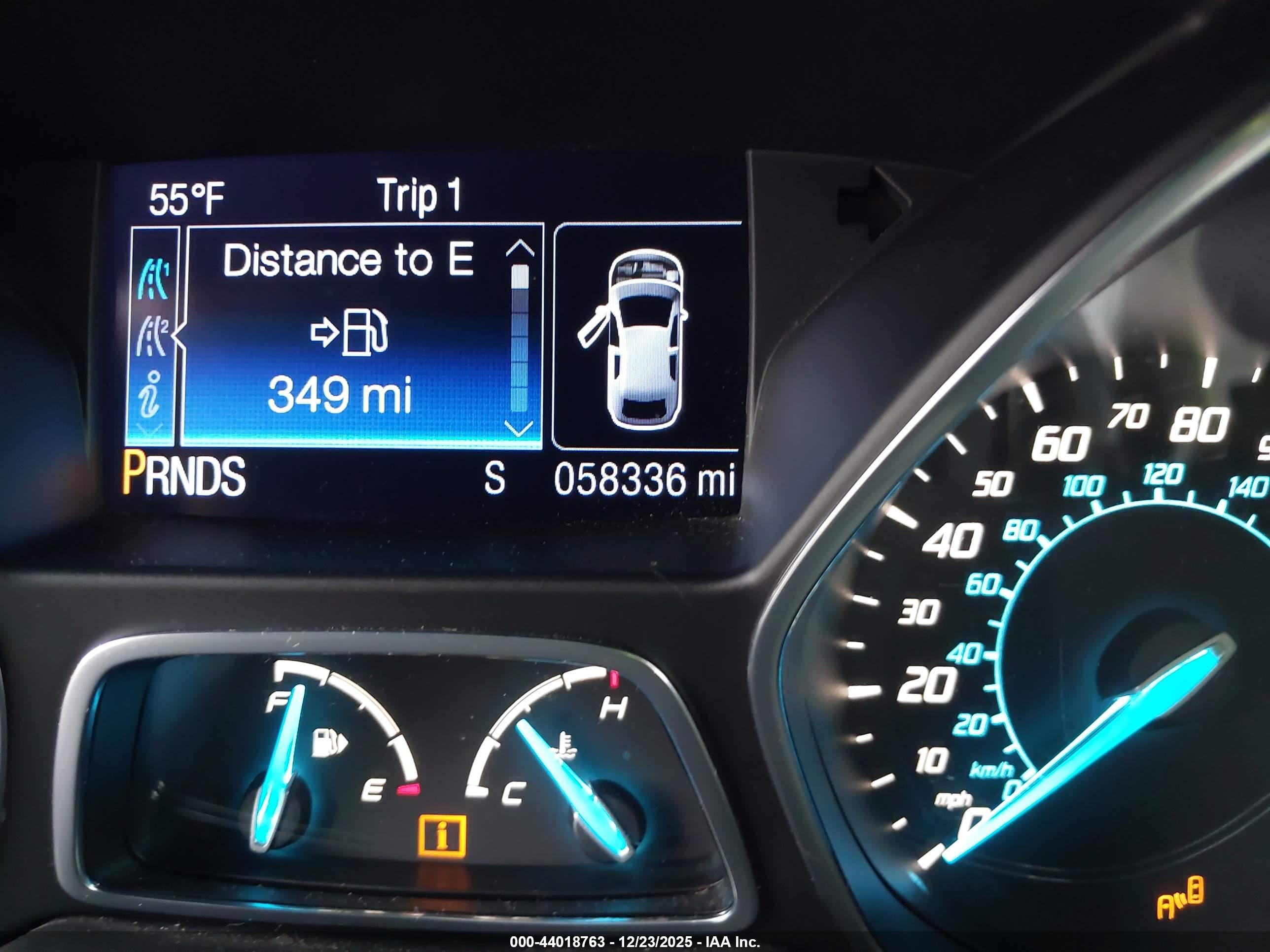 FORD ESCAPE image 7