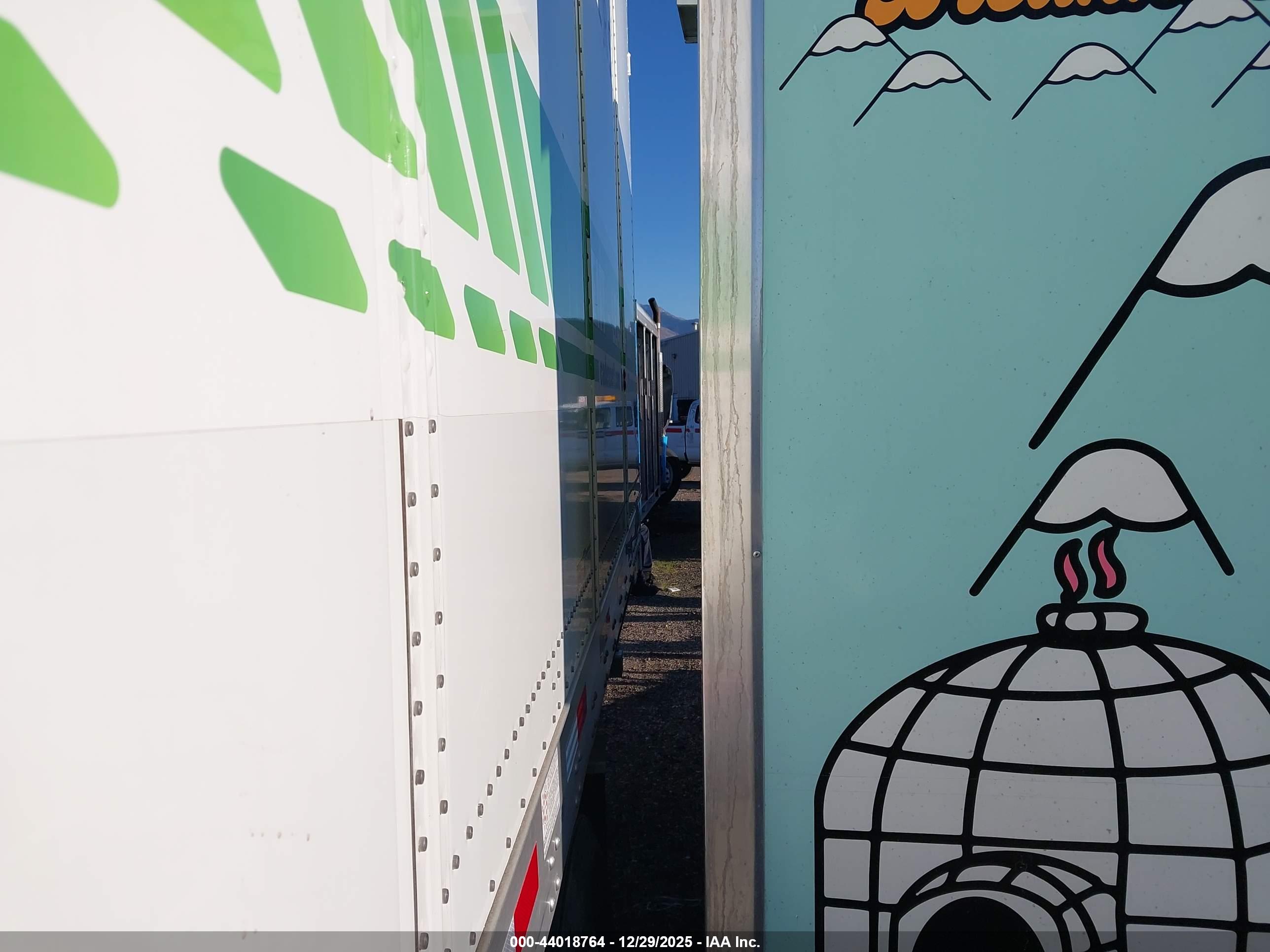 FUD TRAILERS image 3