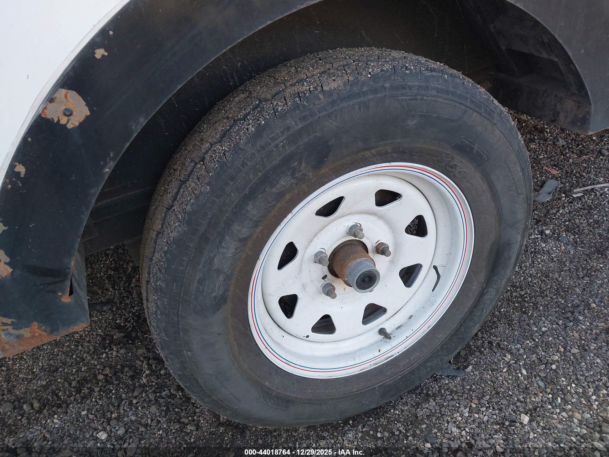 FUD TRAILERS image 7