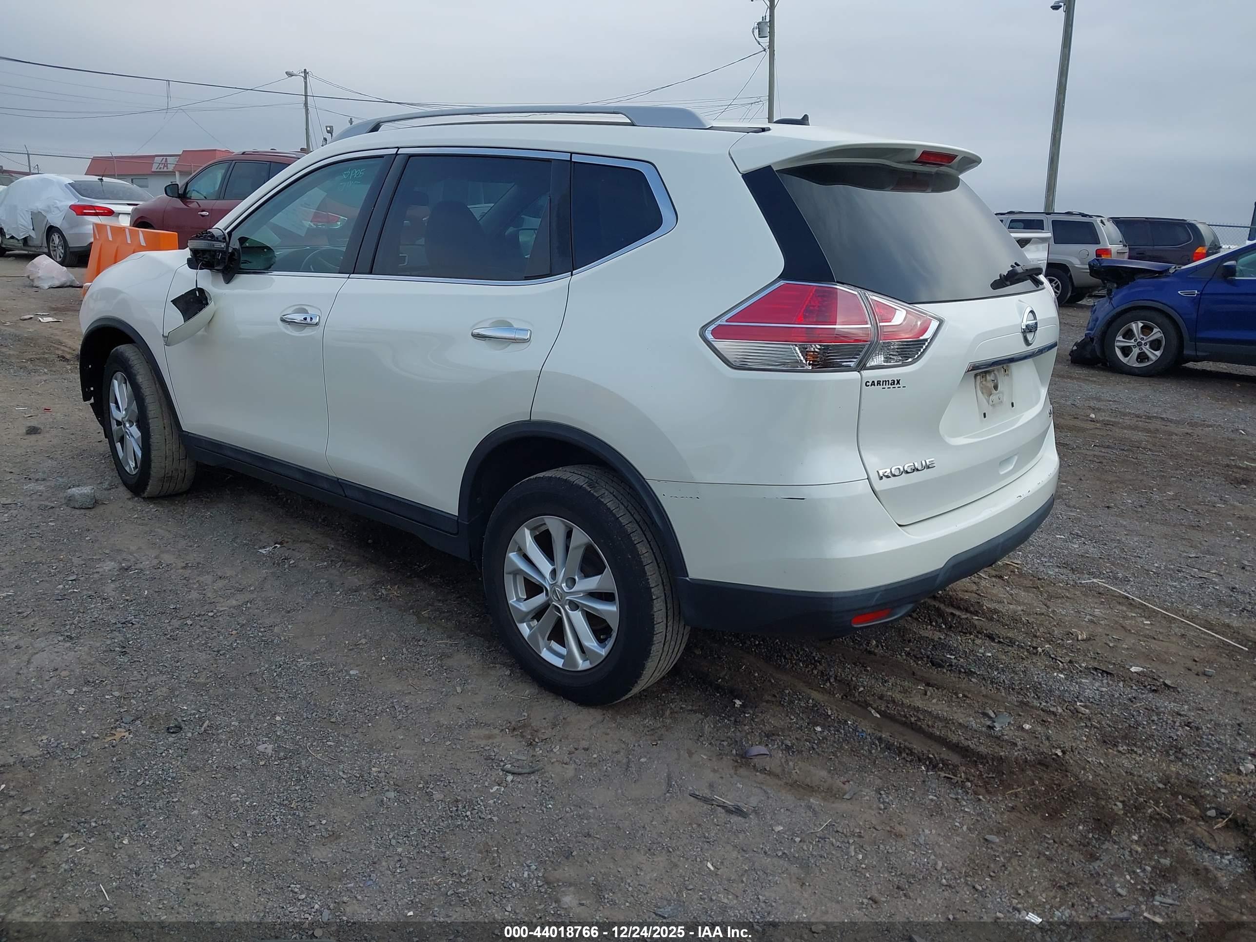 NISSAN ROGUE image 3