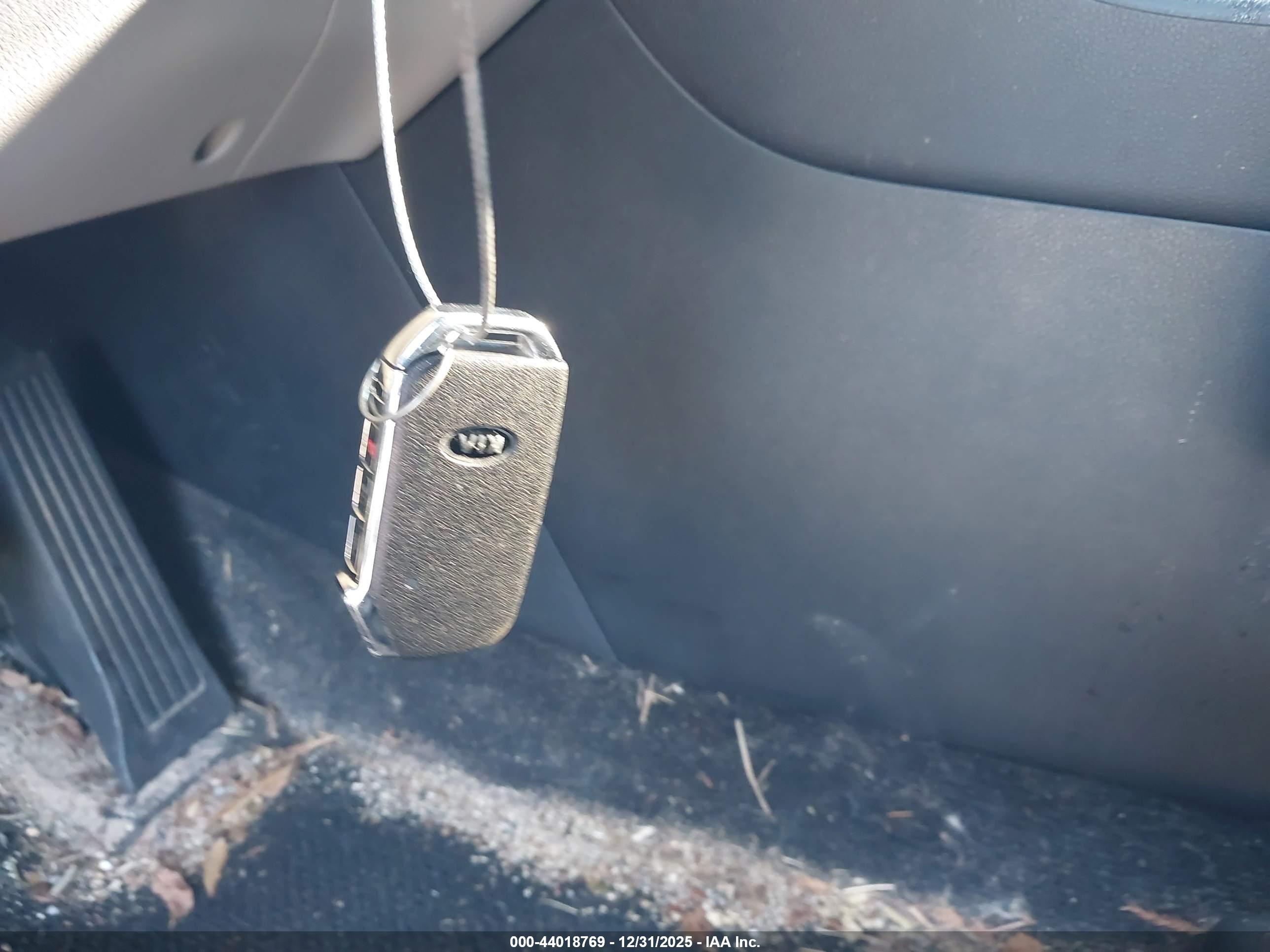 KIA SPORTAGE image 11
