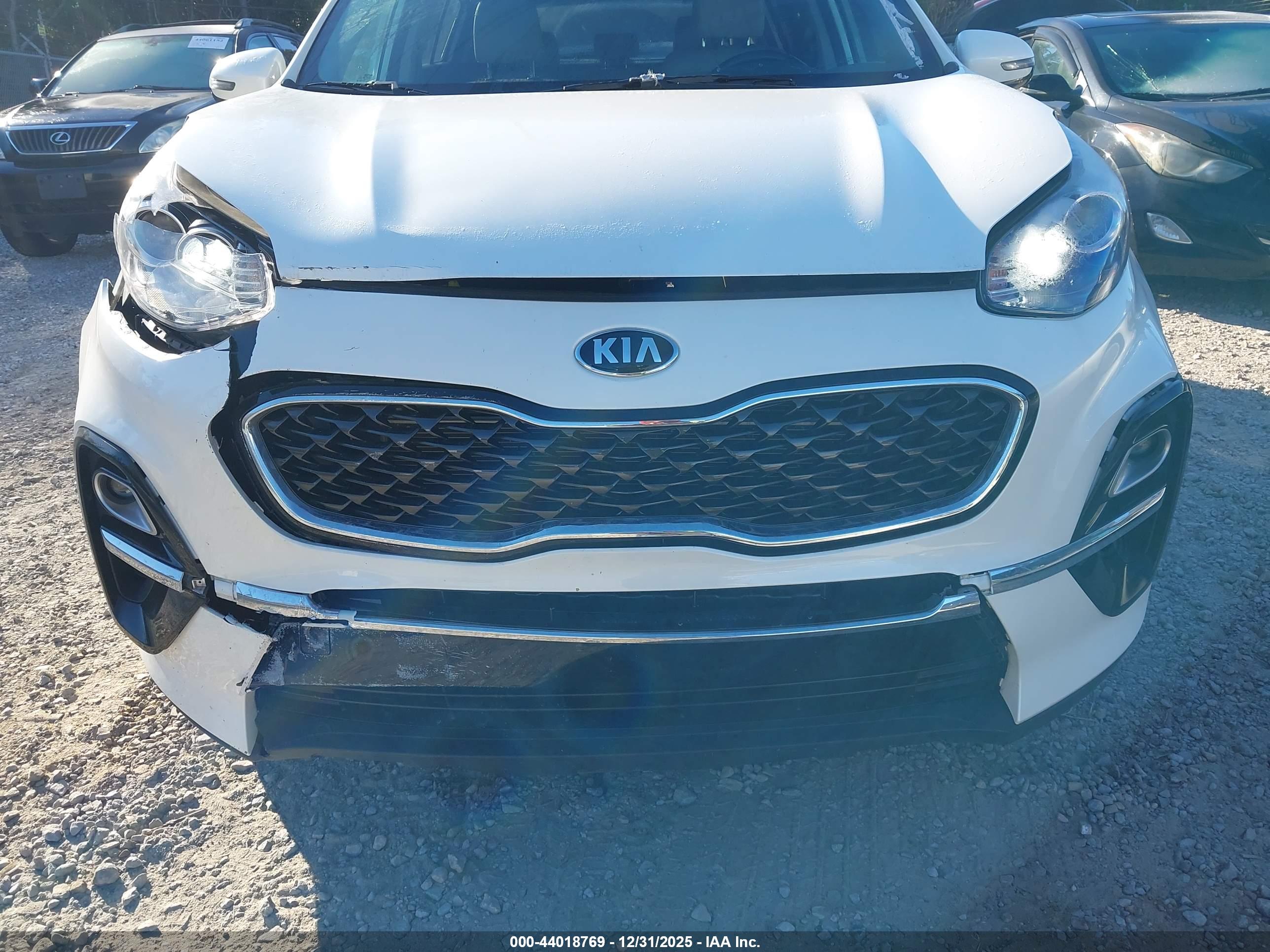 KIA SPORTAGE image 6