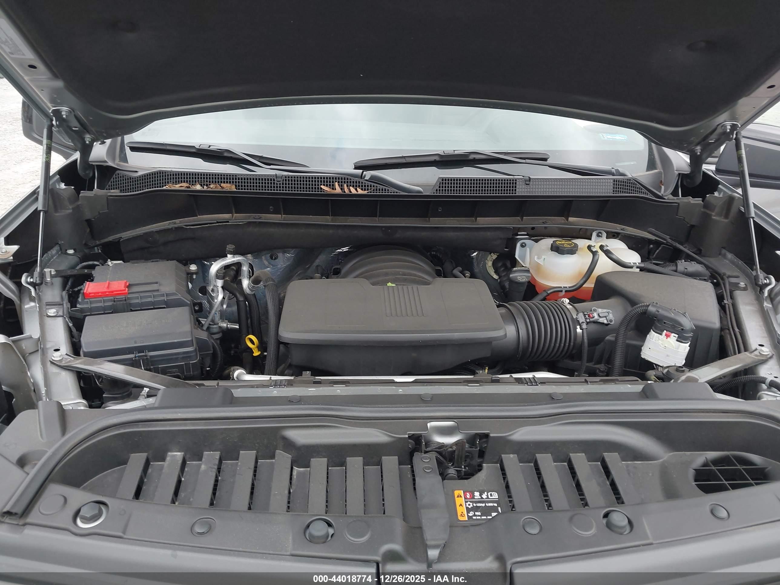 CHEVROLET SILVERADO image 10
