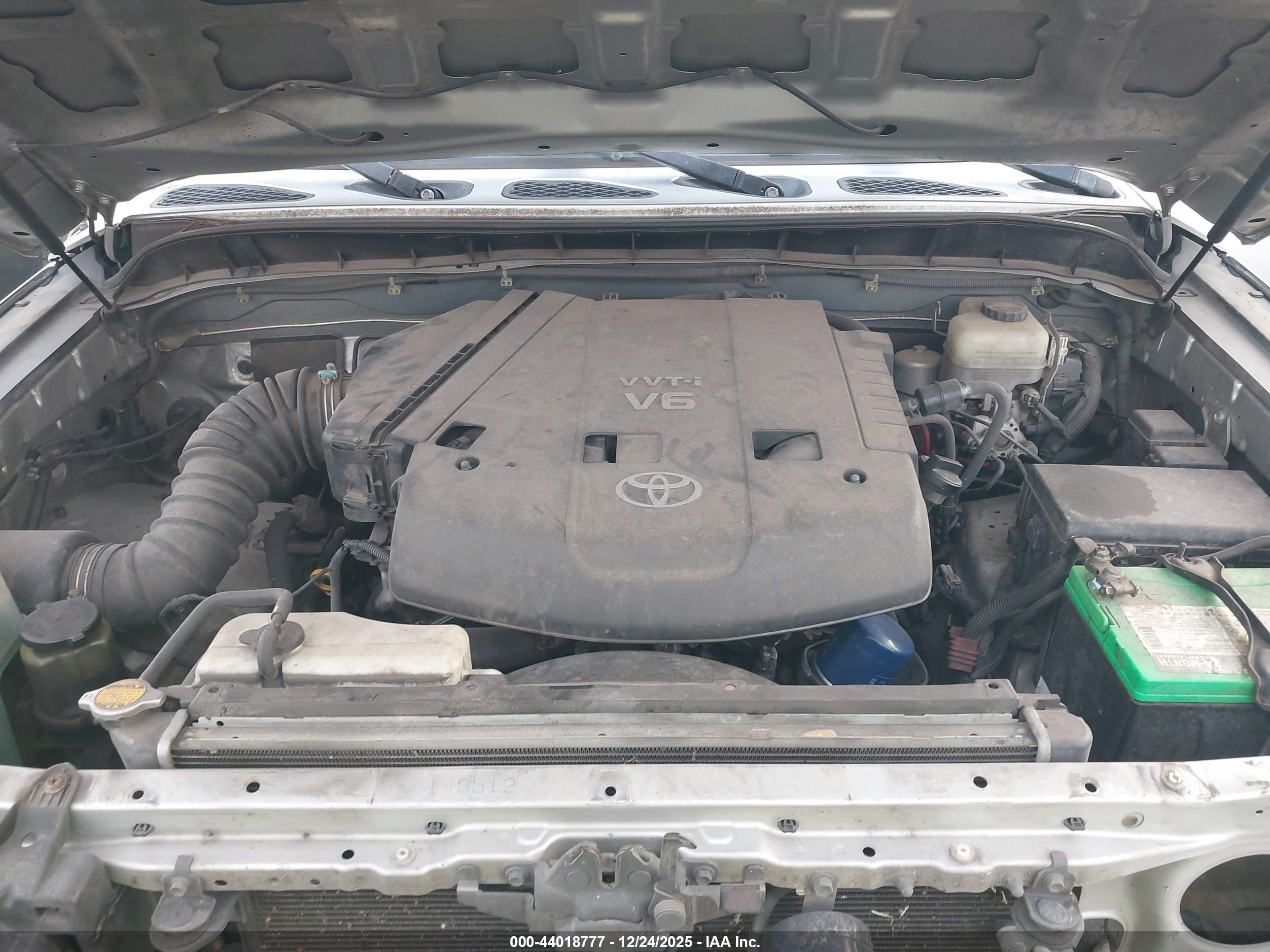 TOYOTA FJ image 10
