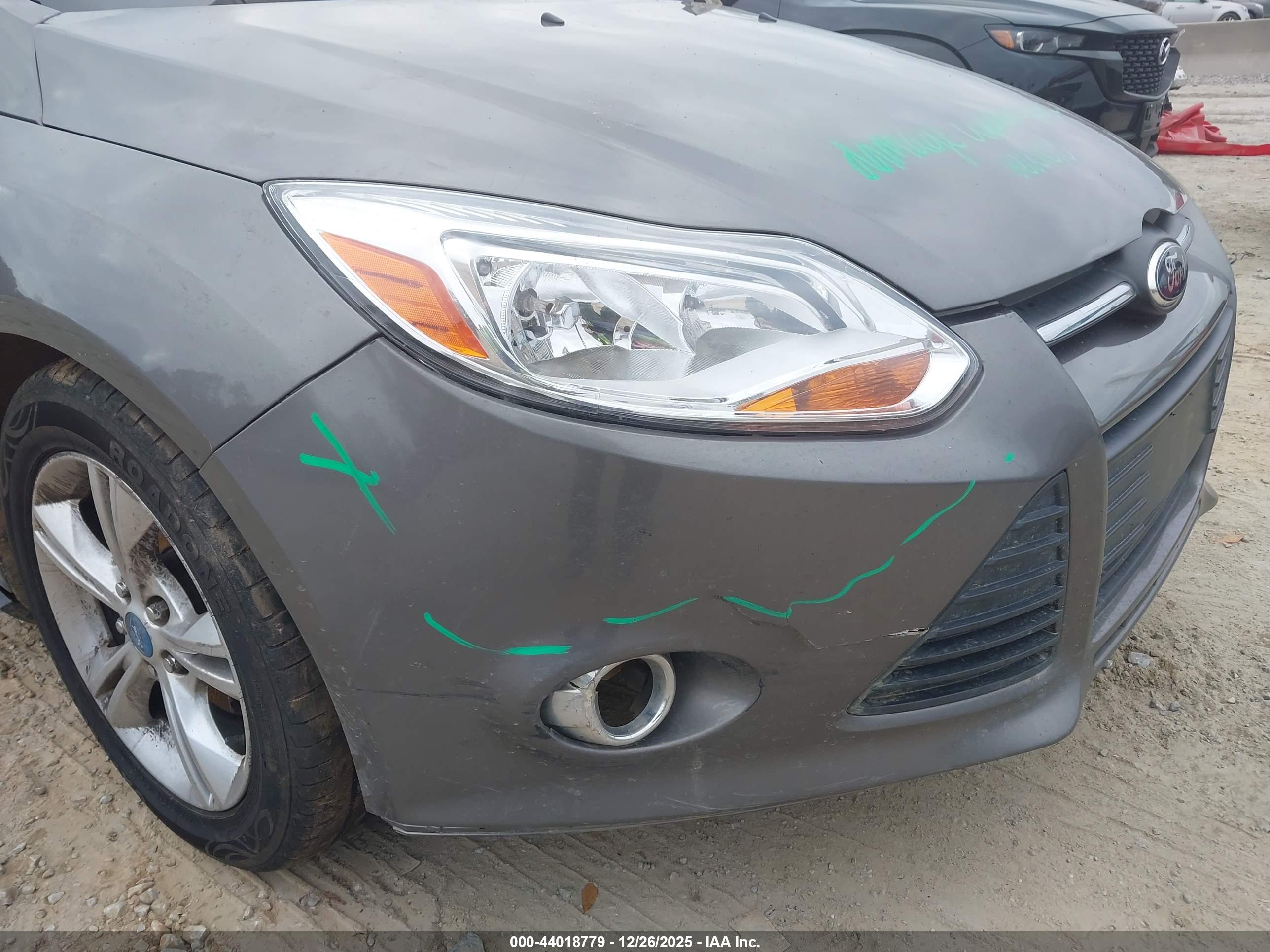 FORD FOCUS image 6