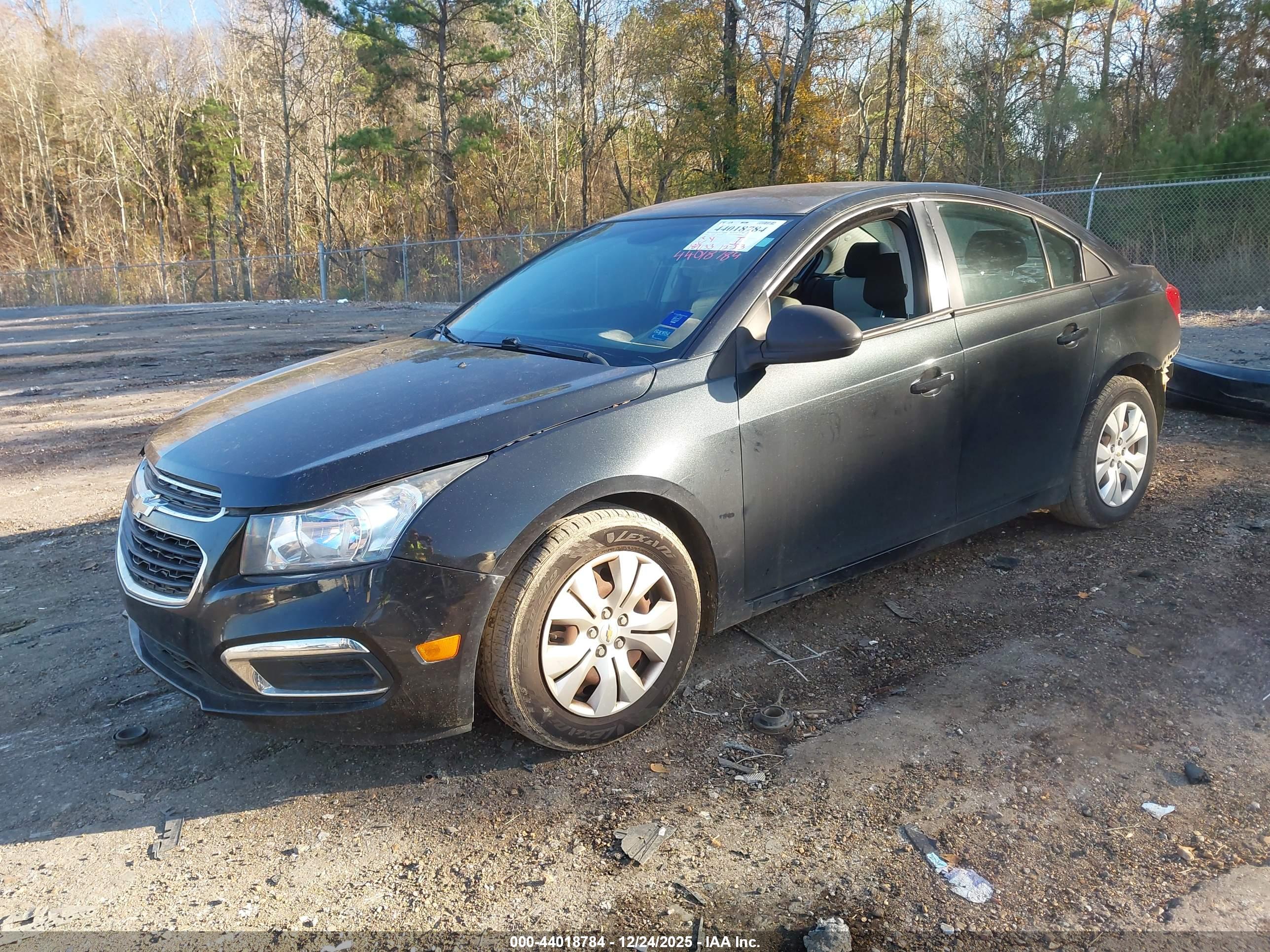CHEVROLET CRUZE image 2