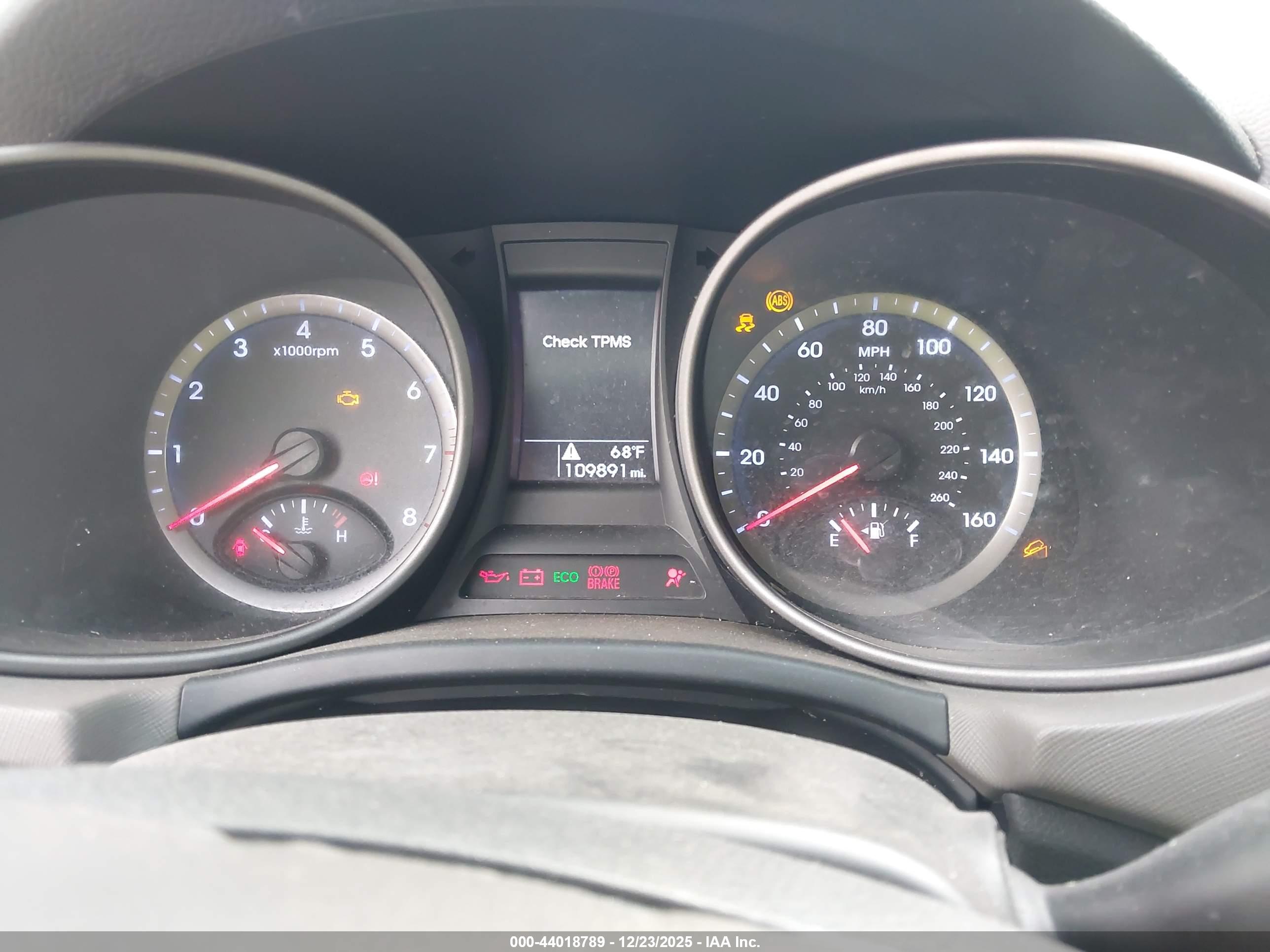 HYUNDAI SANTA image 7