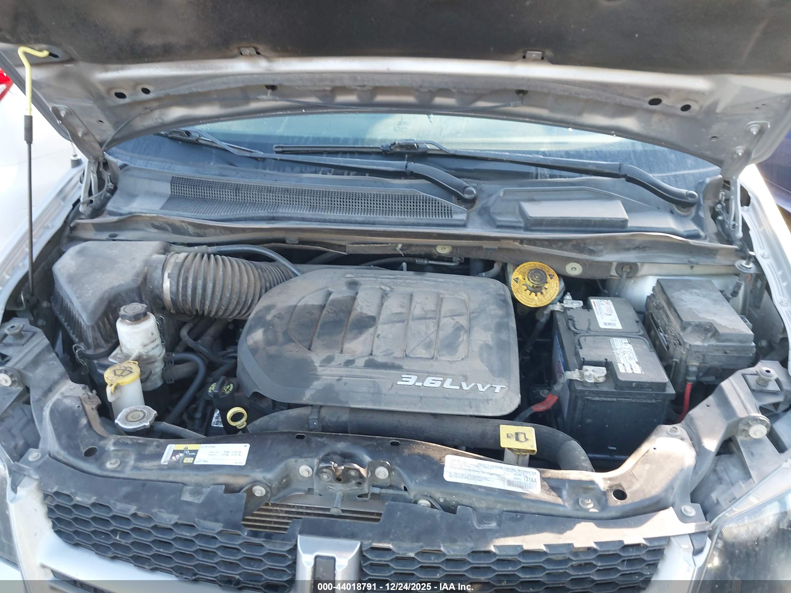 DODGE GRAND image 10