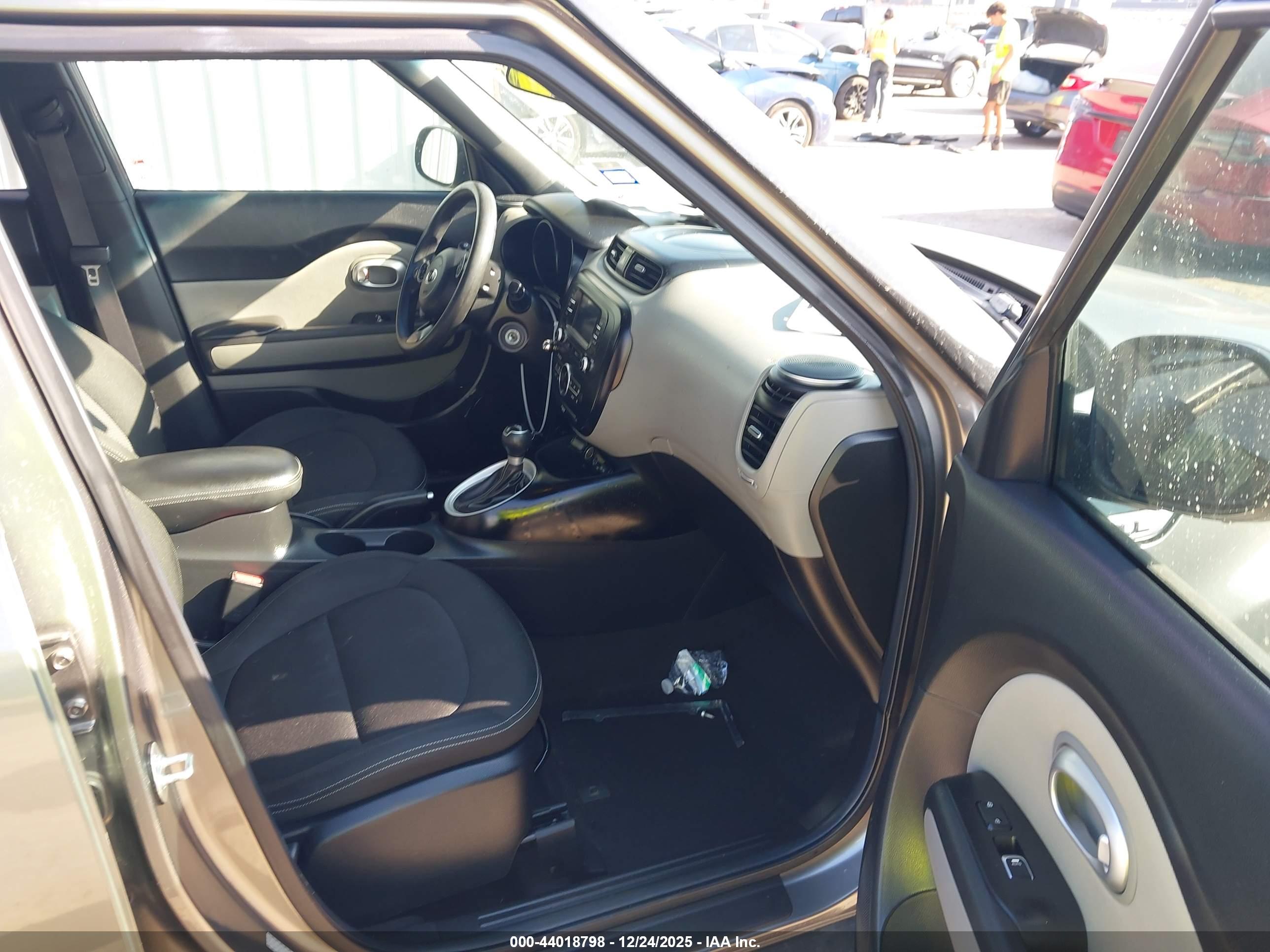 KIA SOUL image 5