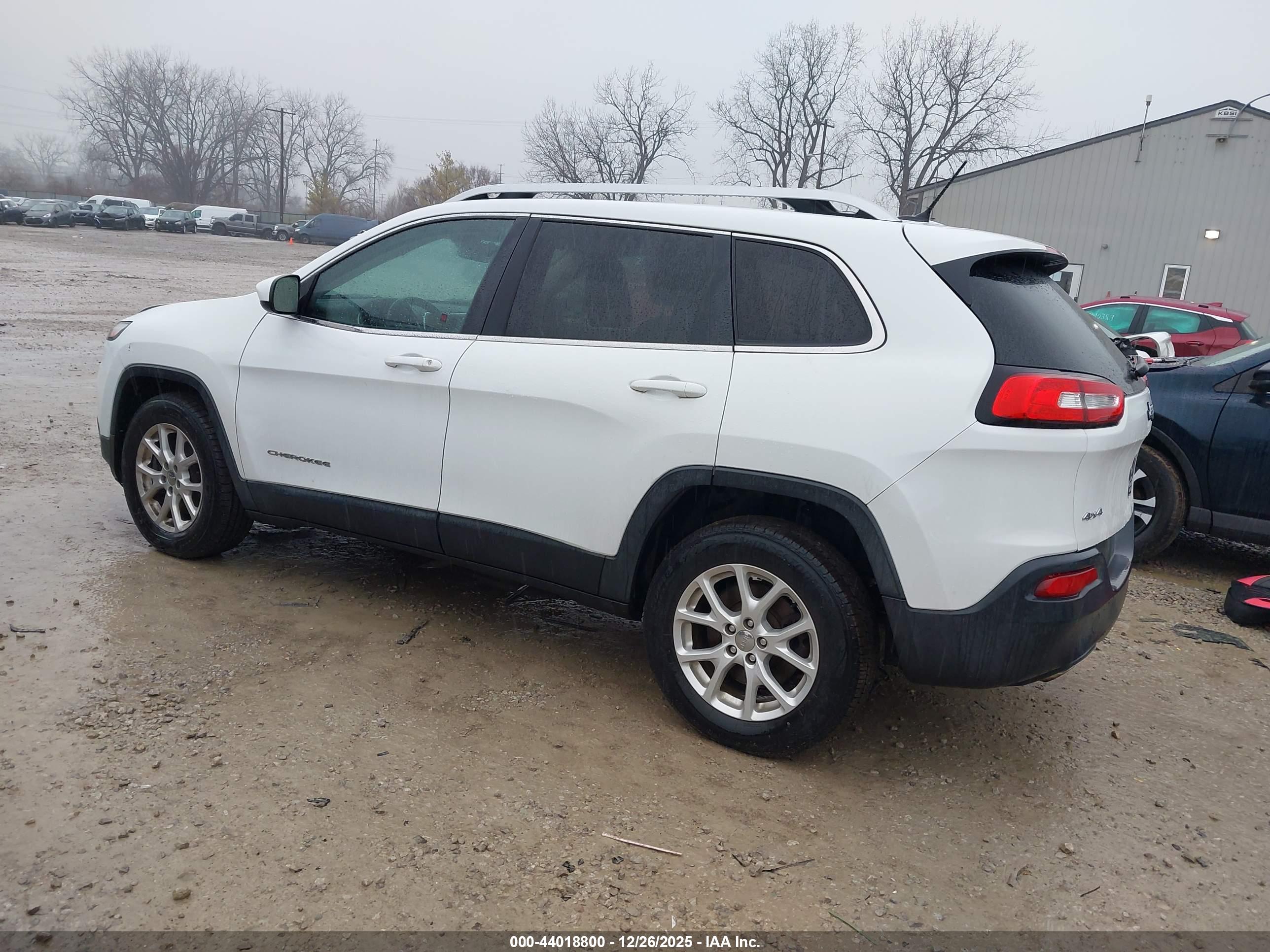 JEEP CHEROKEE image 3