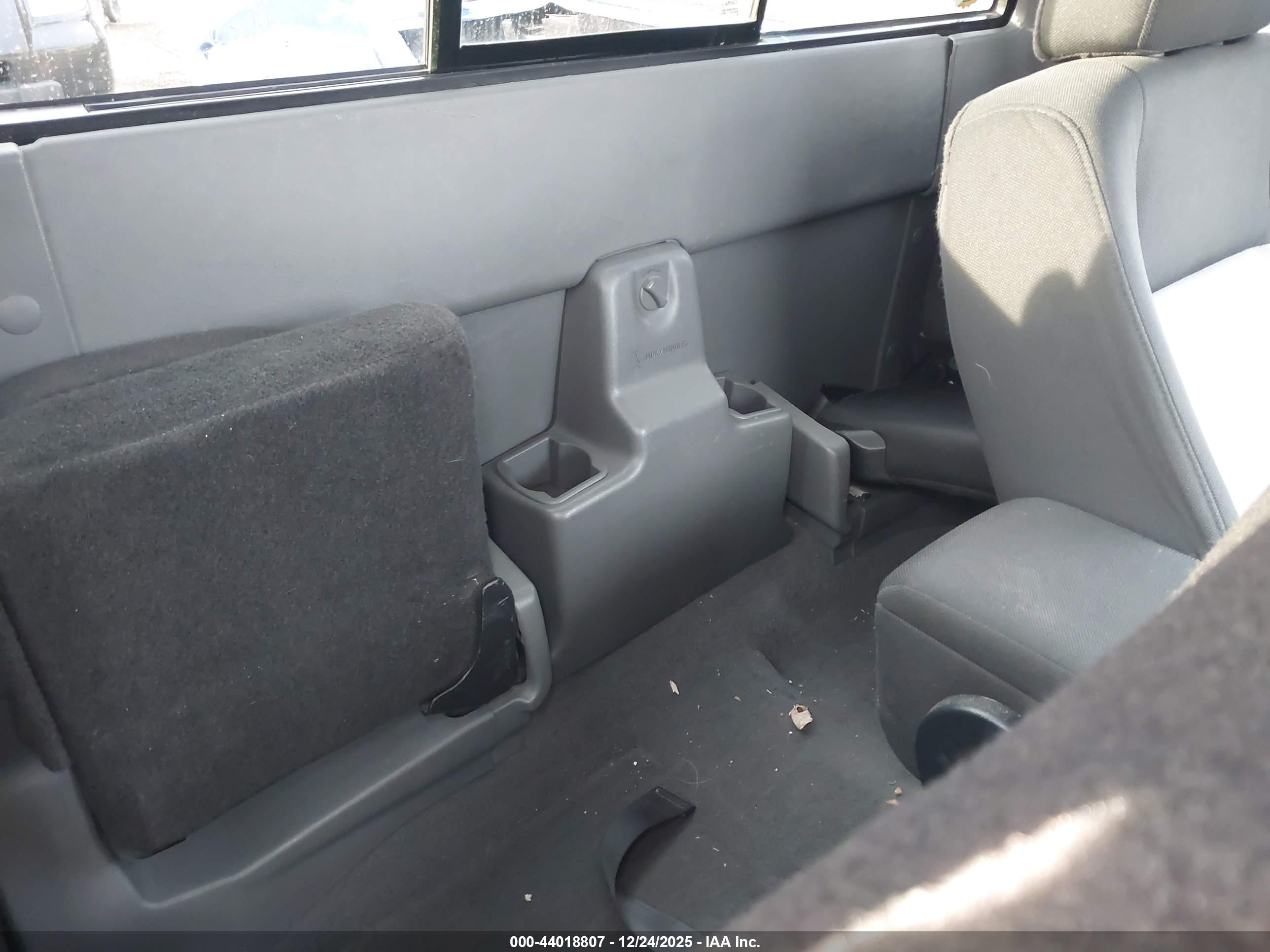 FORD RANGER image 8