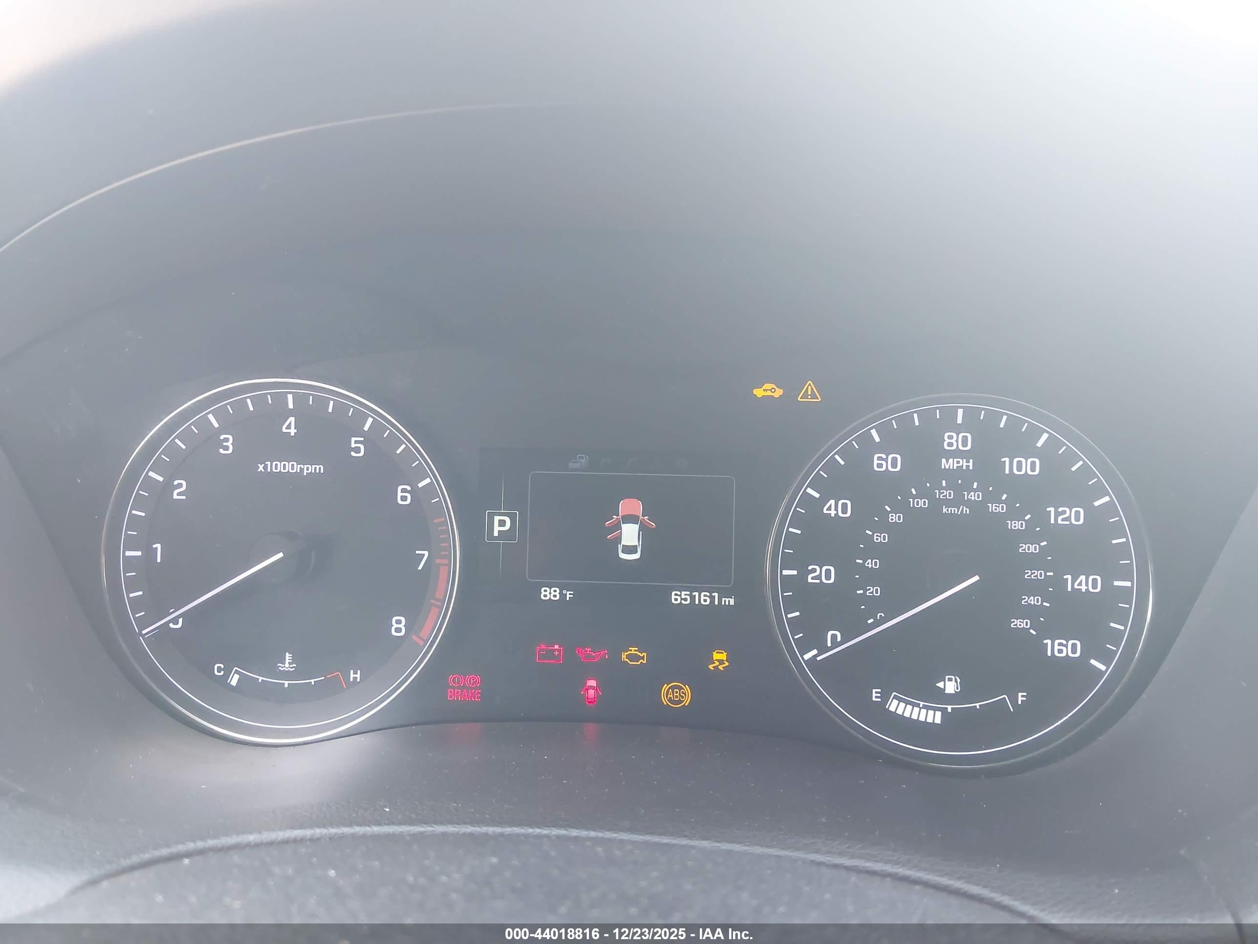 HYUNDAI GENESIS image 7