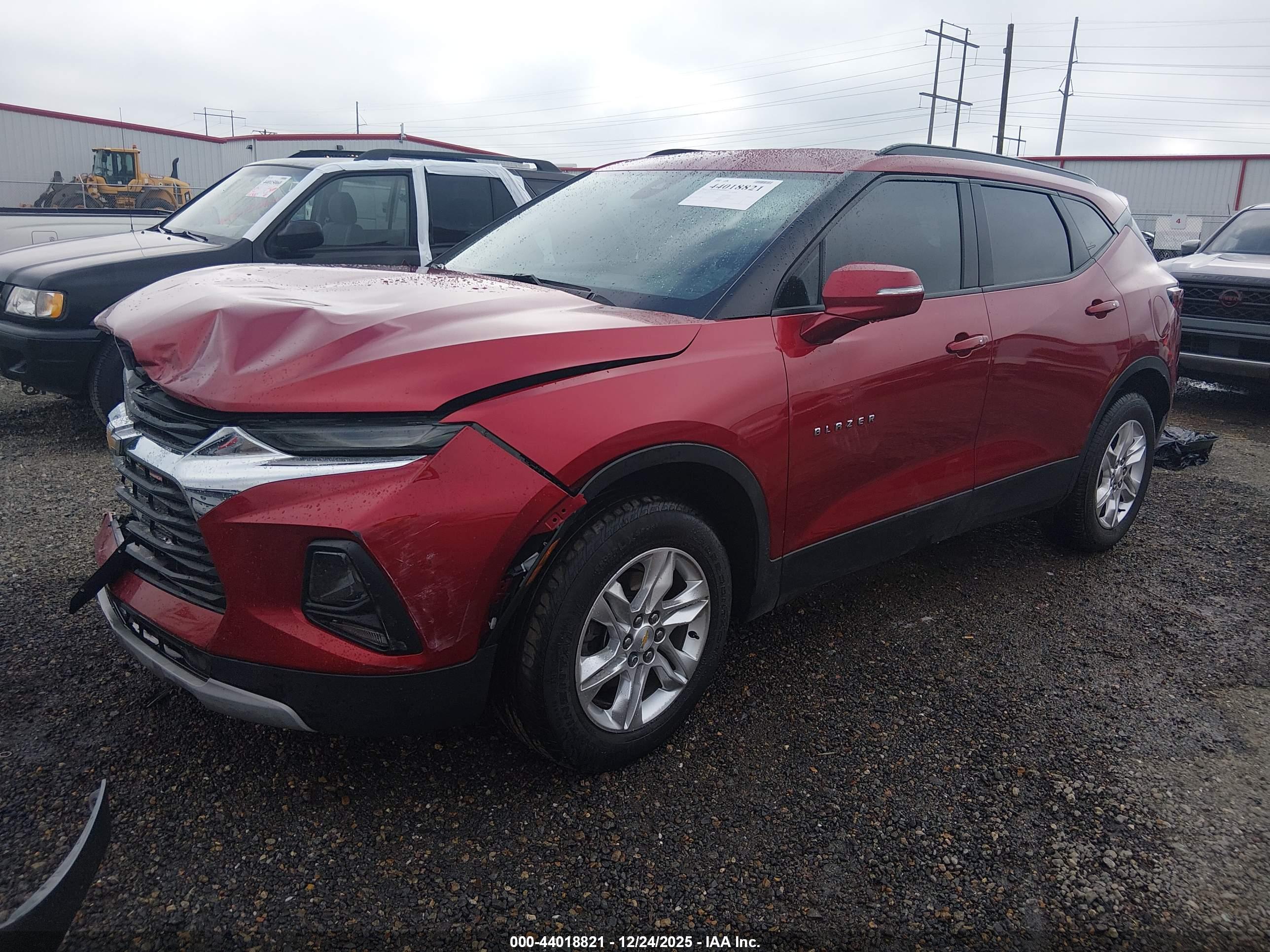 CHEVROLET BLAZER image 2