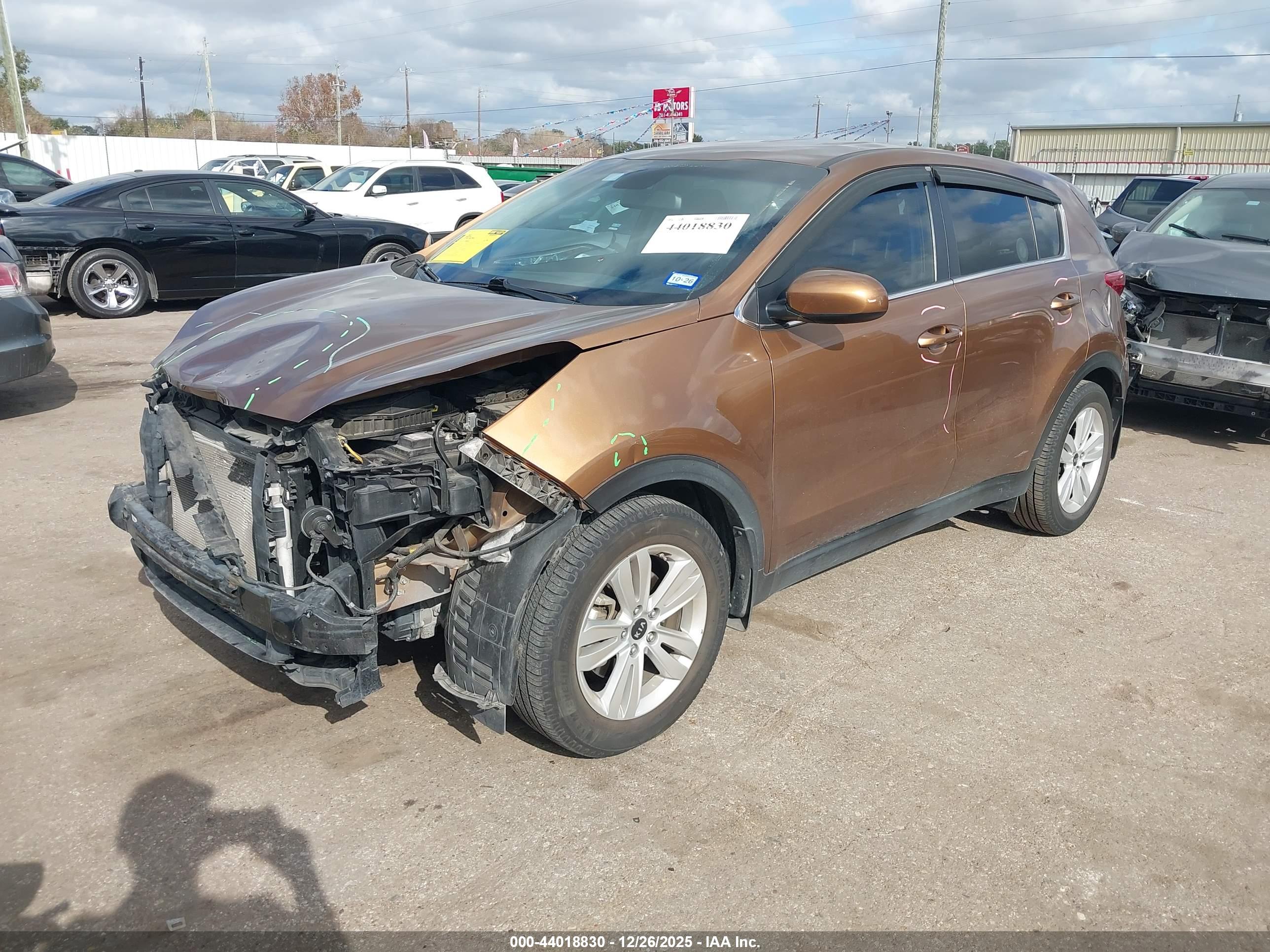 KIA SPORTAGE image 2