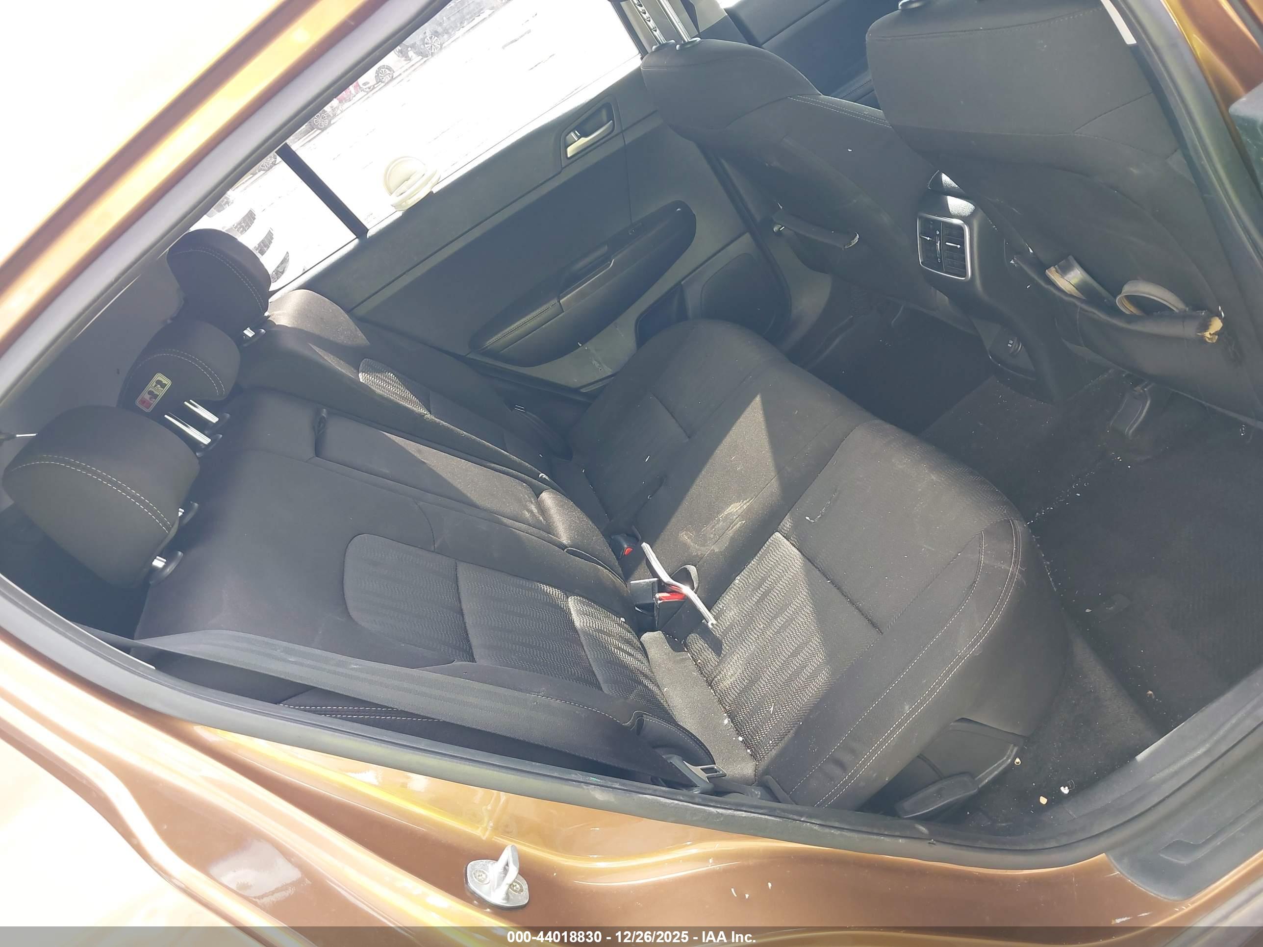 KIA SPORTAGE image 8