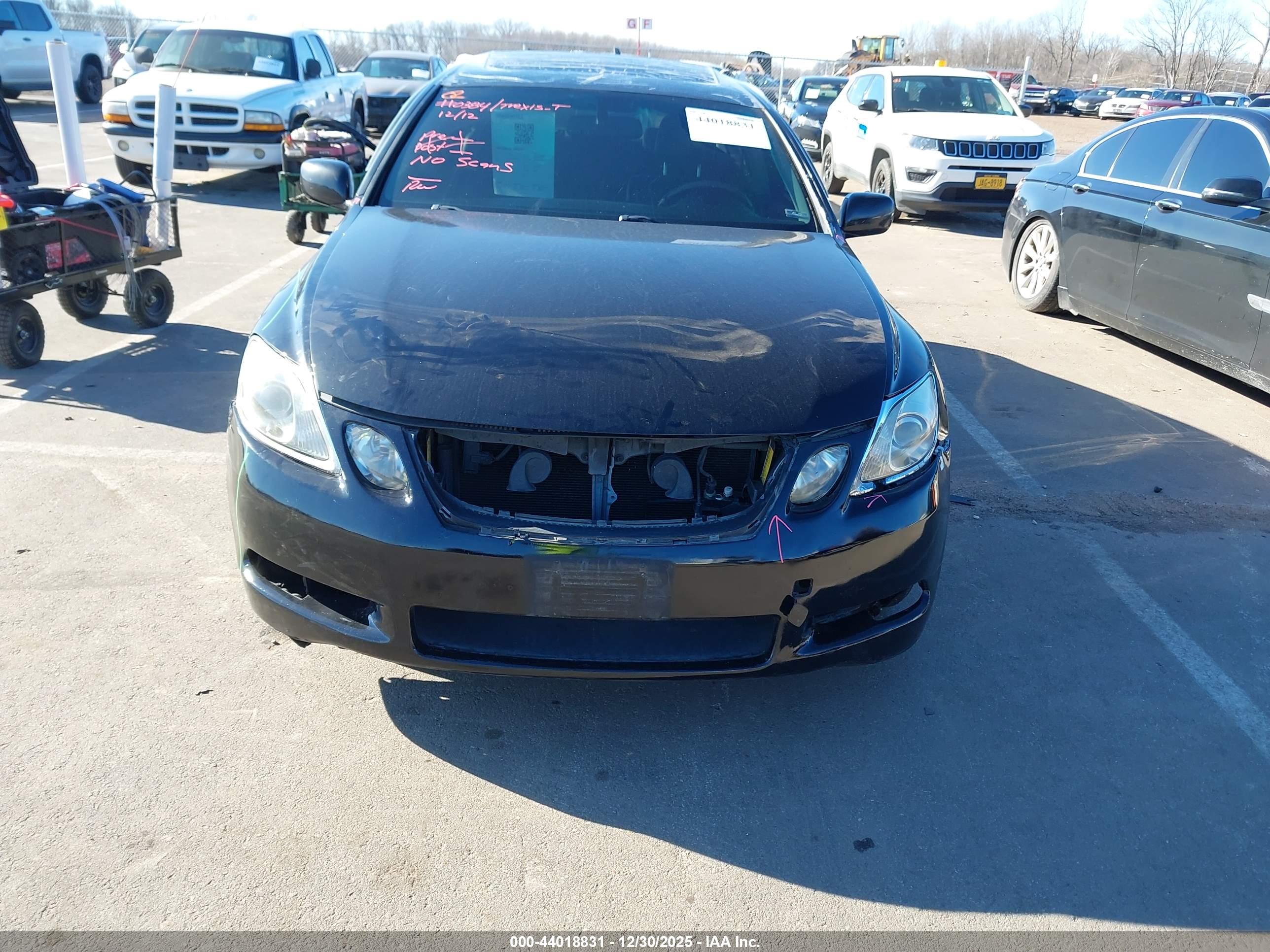 LEXUS GS image 6